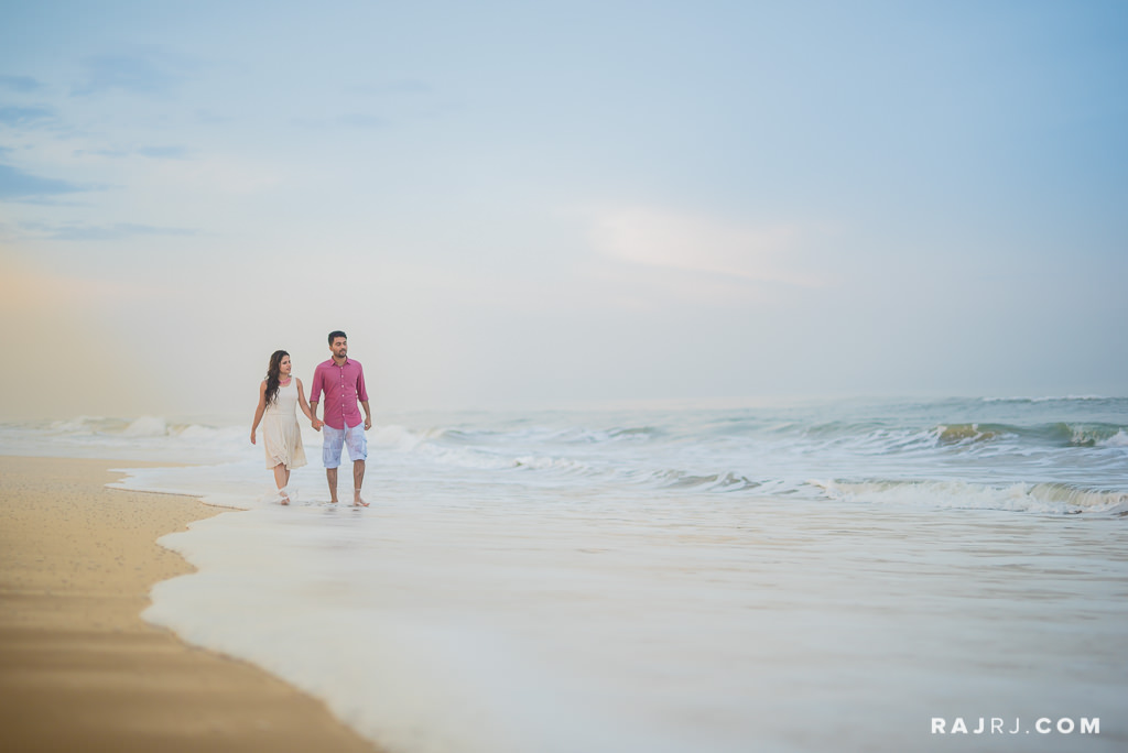 Couple_Shoot_Pondicherry_Le_Pondy_Beach-13.jpg