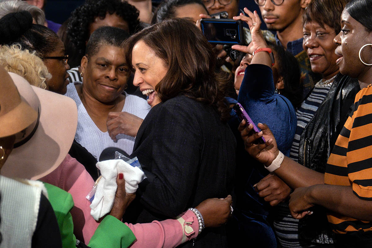  Senator Kamala Harris greets supporters following a town hall meeting during her campaign for the Democratic presidential nomination February 15, 2019 in North Charleston, South Carolina. South Carolina is the first southern democratic primary for t