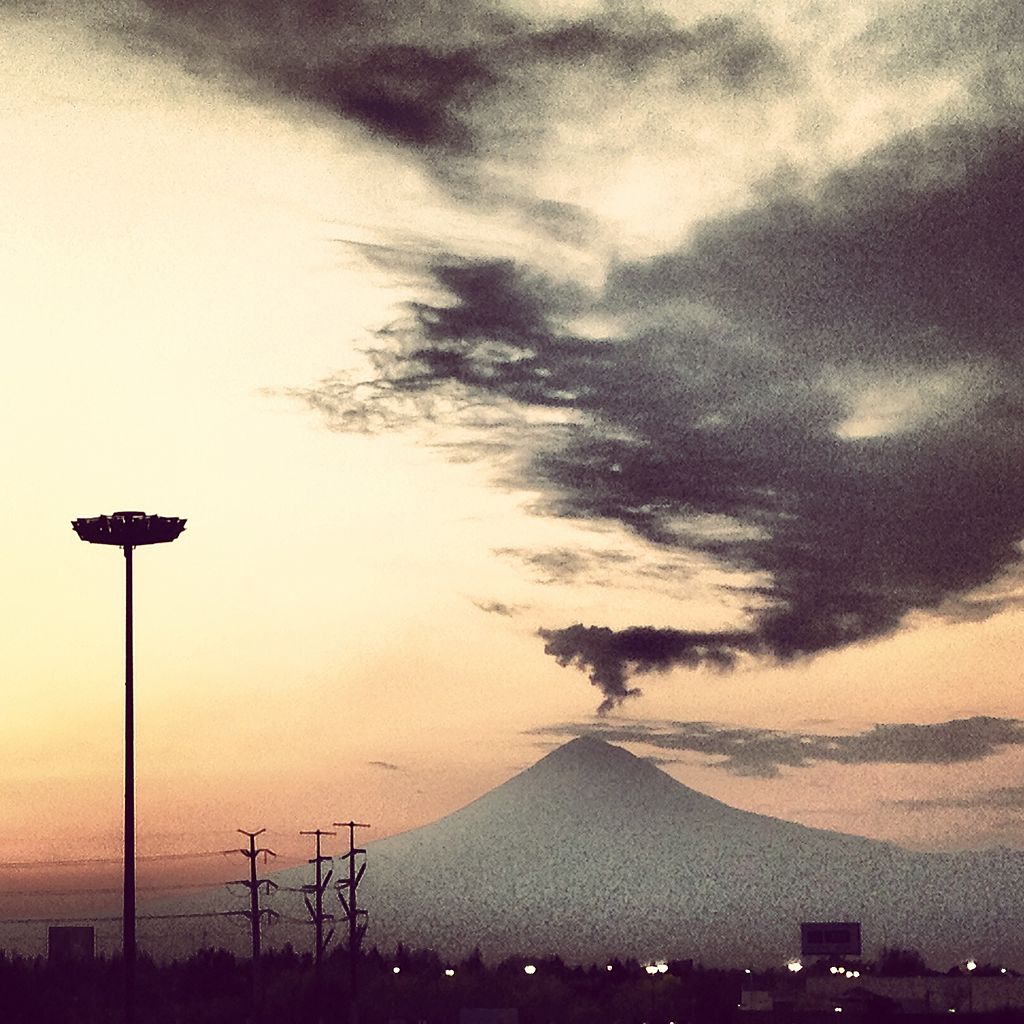 Volcán_Popocatépetl.jpeg.jpeg