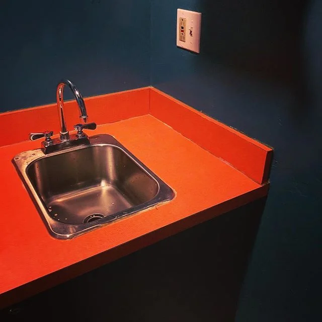 #pretty #orange #green #handsink
