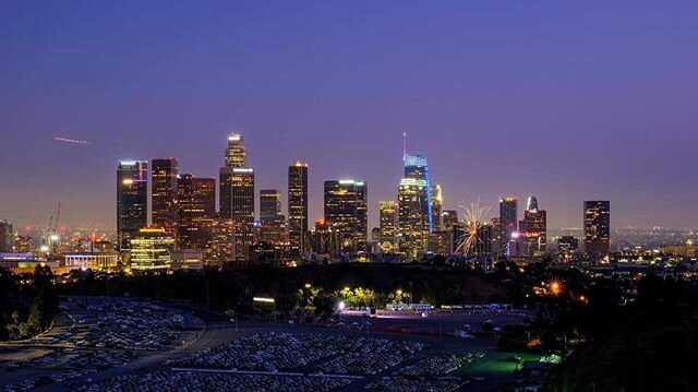 A portrait of Downtown Los Angeles
.
.
.
.
.
.
.
.
.
.
#fuji #fujifilm #fujifilm_xseries #xpro2 #xf1655 #conquer_la #conquer_ca #discoverla #imaginatones #losangelesphotographer #lagrammers #fujixphotographer #fujifeed #fujilove #focalmarked #shotzde