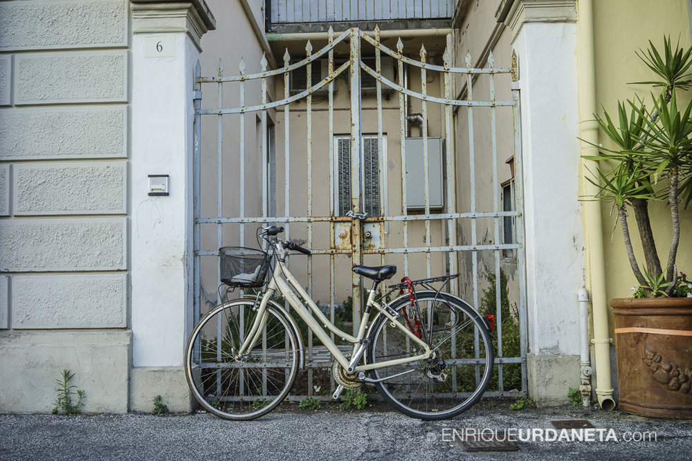 Viareggio_Italy_by-Enrique-Urdaneta-20170615-6.jpg