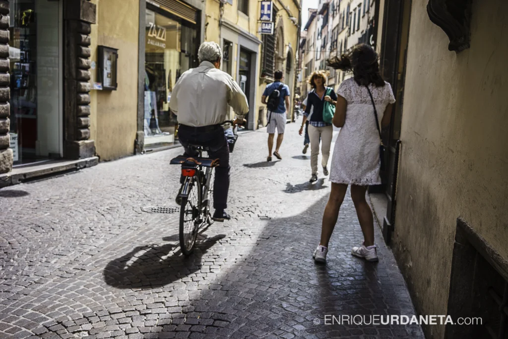 Lucca_Italy_by-Enrique-Urdaneta-20170616-3.jpg