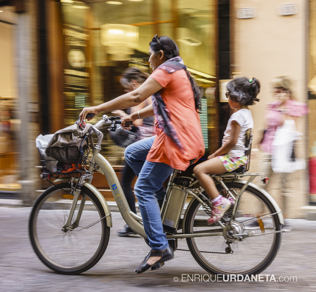 Lucca_Italy_by-Enrique-Urdaneta-20170616-10.jpg