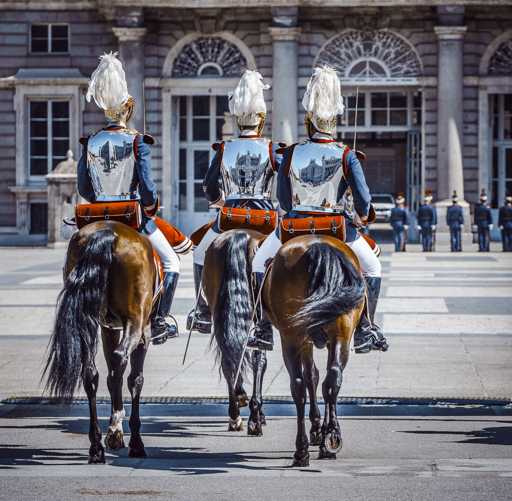 Relevo Solemne y Cambio de Guardia Real