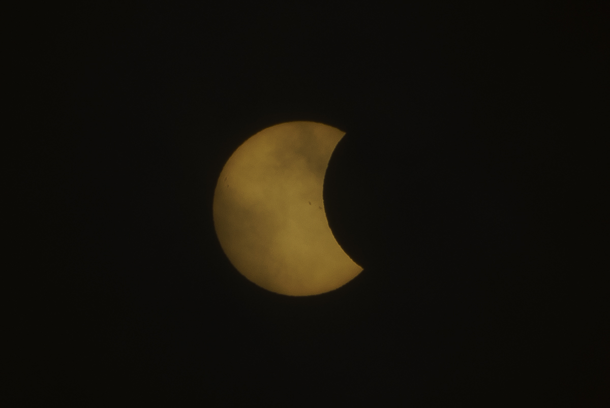 Eclipse_by_Enrique-Urdaneta_20170821-003.jpg