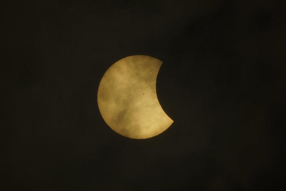 Eclipse_by_Enrique-Urdaneta_20170821-001.jpg