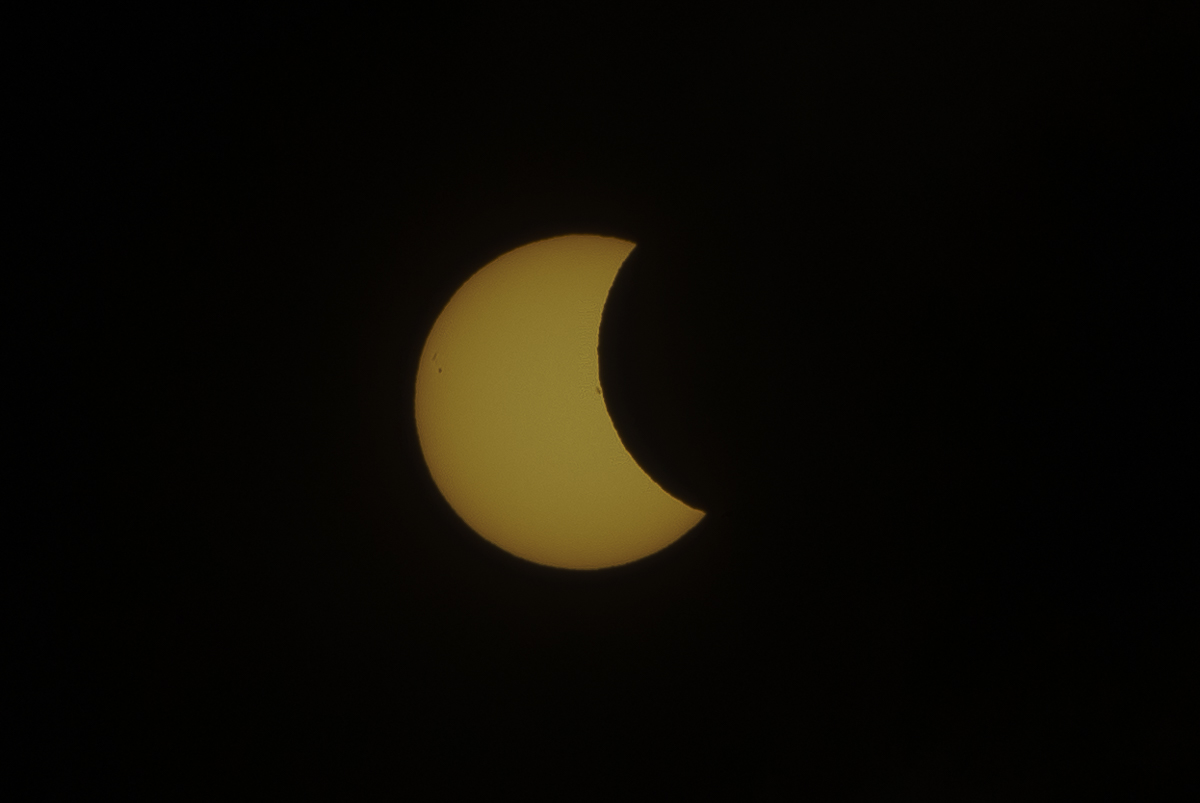Eclipse_by_Enrique-Urdaneta_20170821-008.jpg