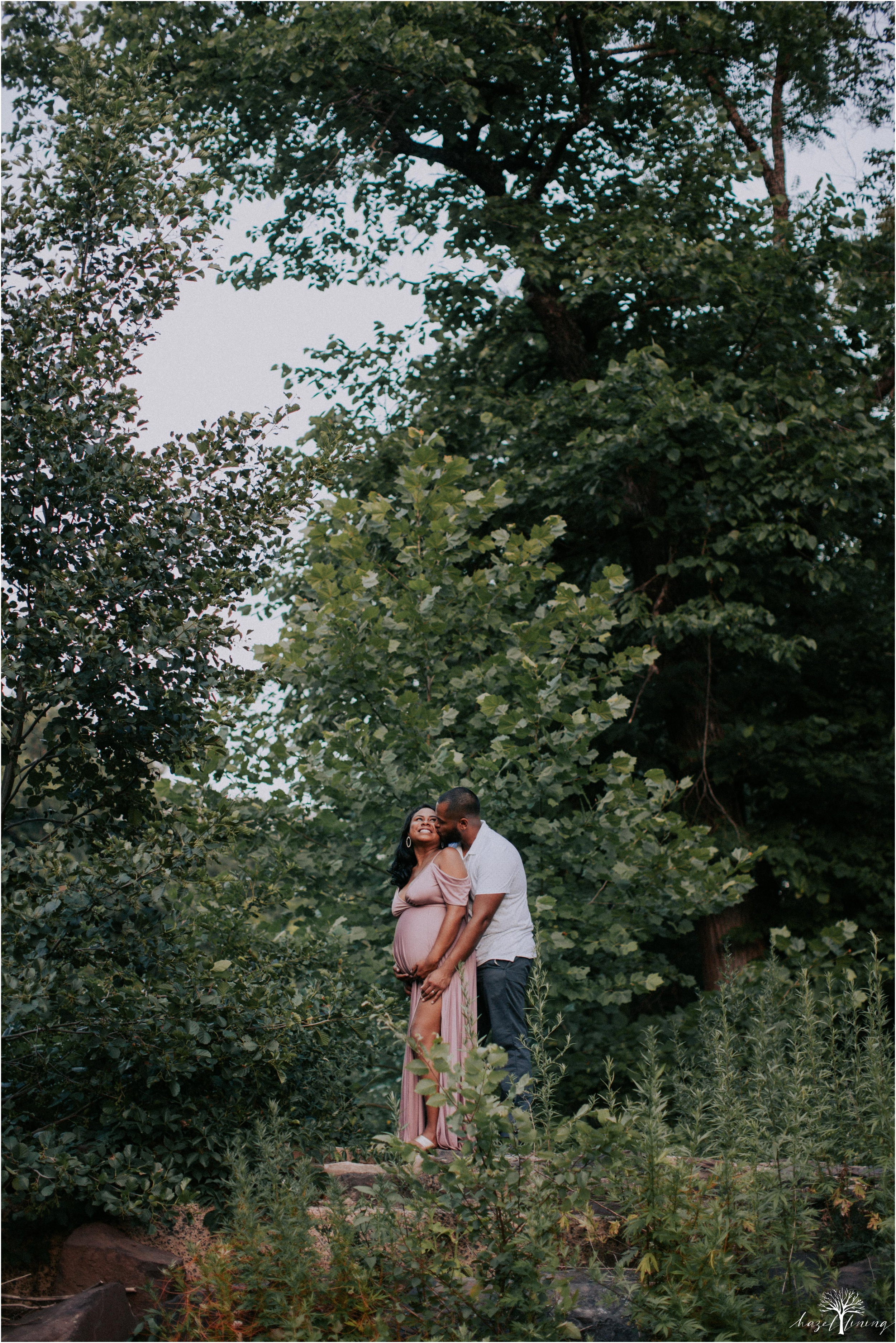 leyka-kristofer-chaparro-ralph-stover-state-park-summer-golden-hour-stream-maternity-session-hazel-lining-travel-wedding-elopement-photography_0014.jpg