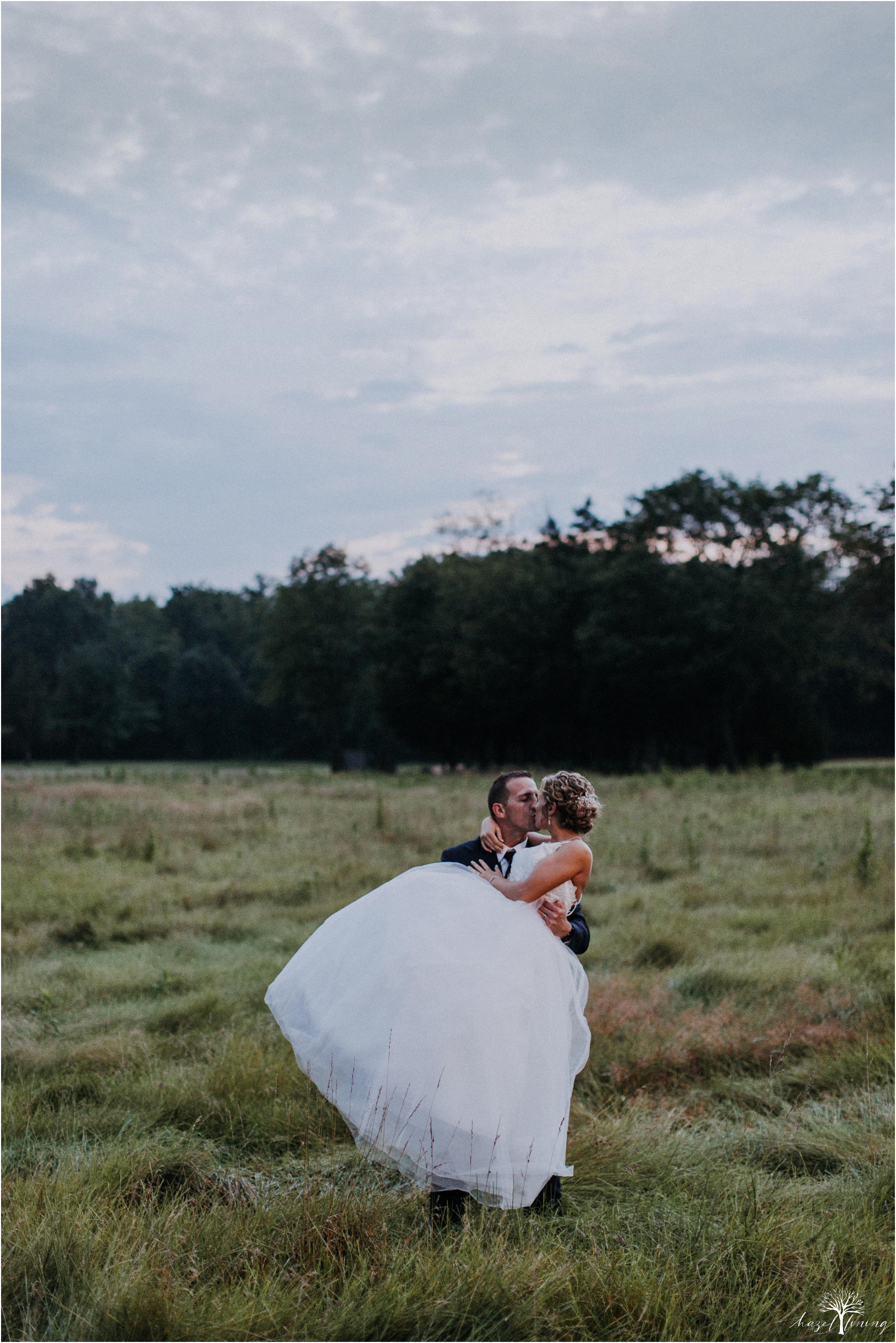 jonathan-weibel-becky-haywood-loft-at-sweetwater-cc-pennsburg-pennsylvania-rainy-day-summer-wedding-hazel-lining-travel-wedding-elopement-photography_0140.jpg