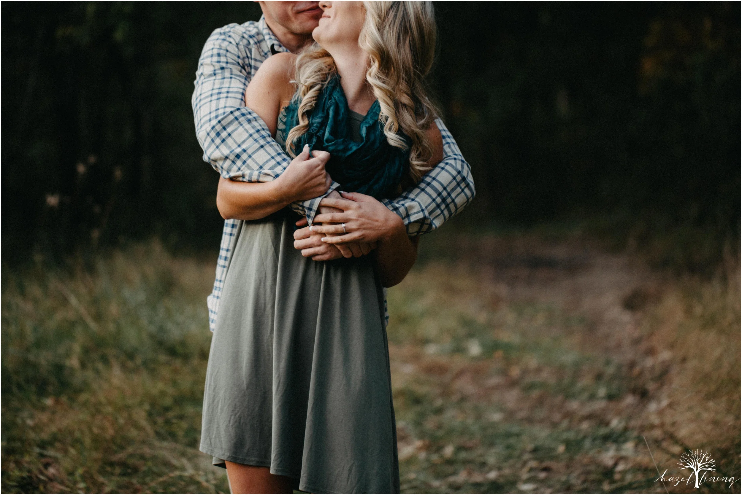 jessica-kern-david-siepietowski-lake-nockamixon-autumn-engagement-session_0007.jpg