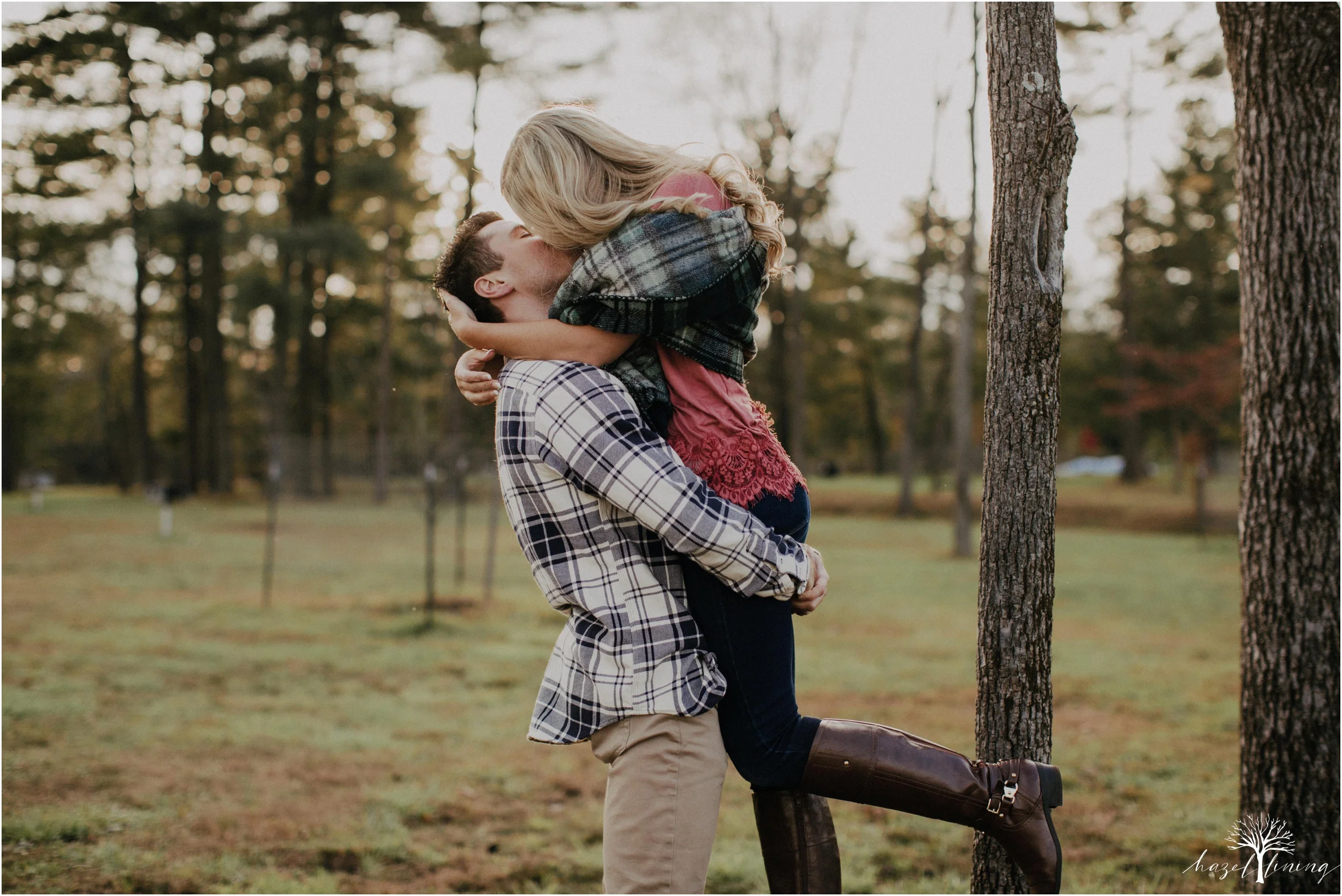 jessica-kern-david-siepietowski-lake-nockamixon-autumn-engagement-session_0042.jpg