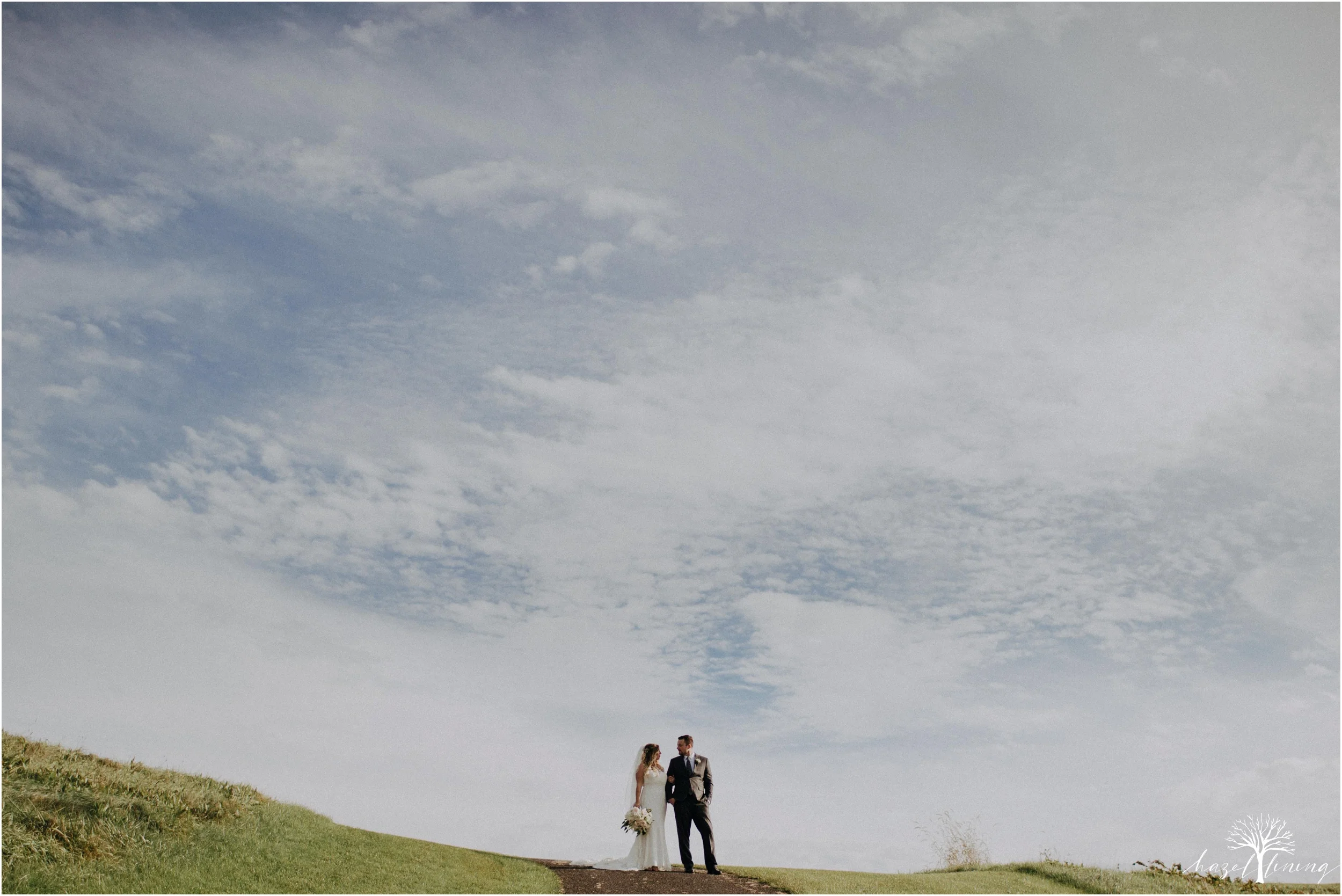 jessie-martin-zach-umlauf-olde-homestead-golfclub-outdoor-autumn-wedding_0092.jpg