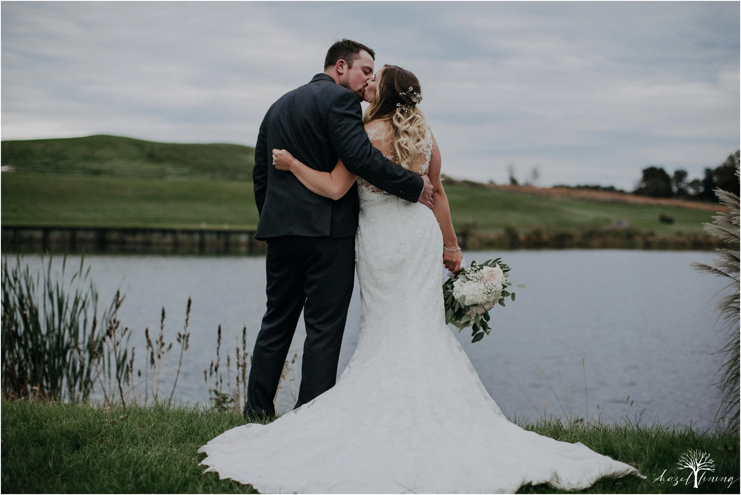 jessie-martin-zach-umlauf-olde-homestead-golfclub-outdoor-autumn-wedding_0142.jpg