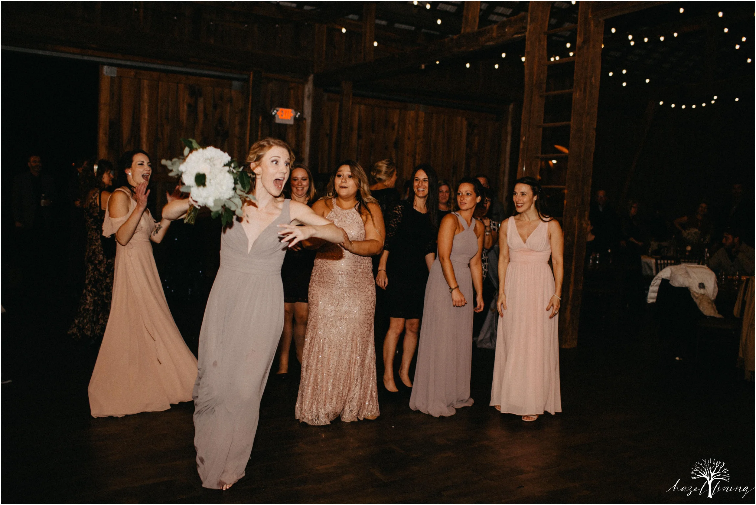 jessie-martin-zach-umlauf-olde-homestead-golfclub-outdoor-autumn-wedding_0183.jpg