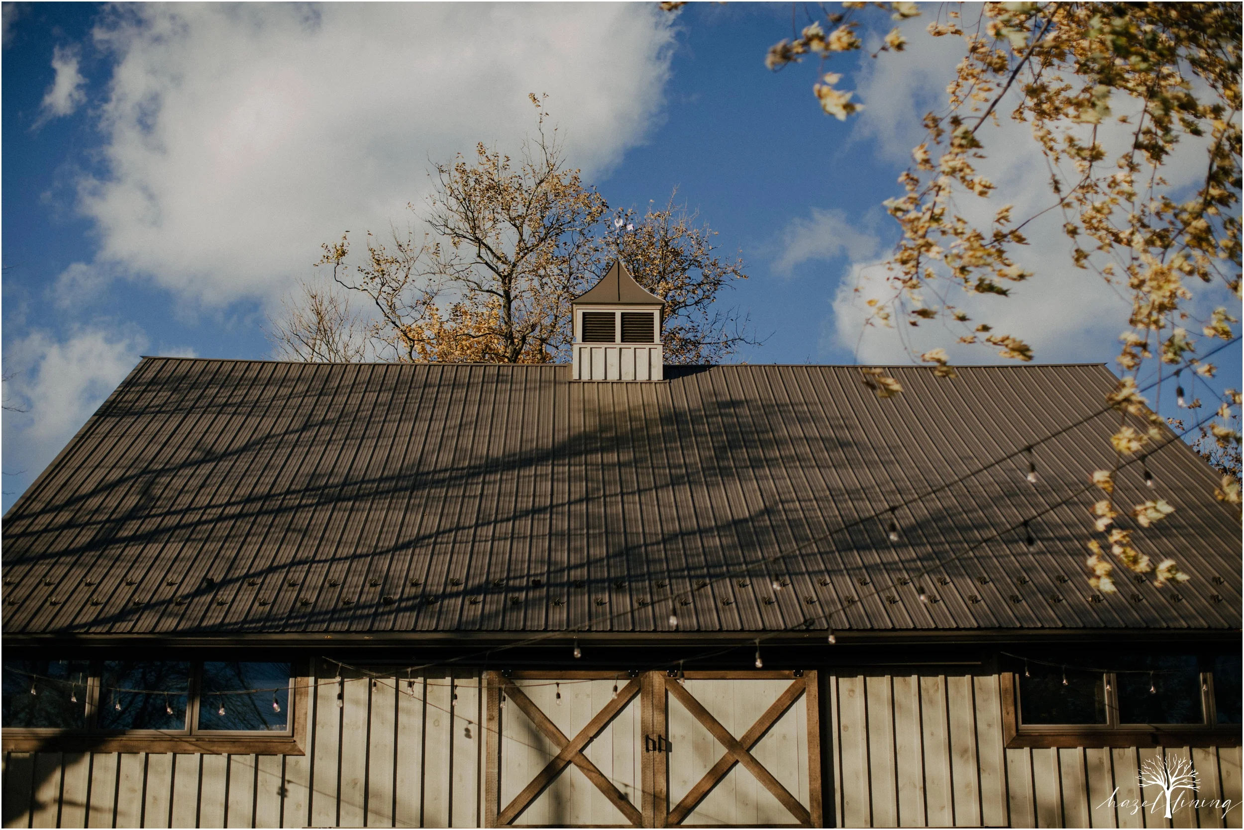 briana-krans-greg-johnston-farm-bakery-and-events-fall-wedding_0087.jpg