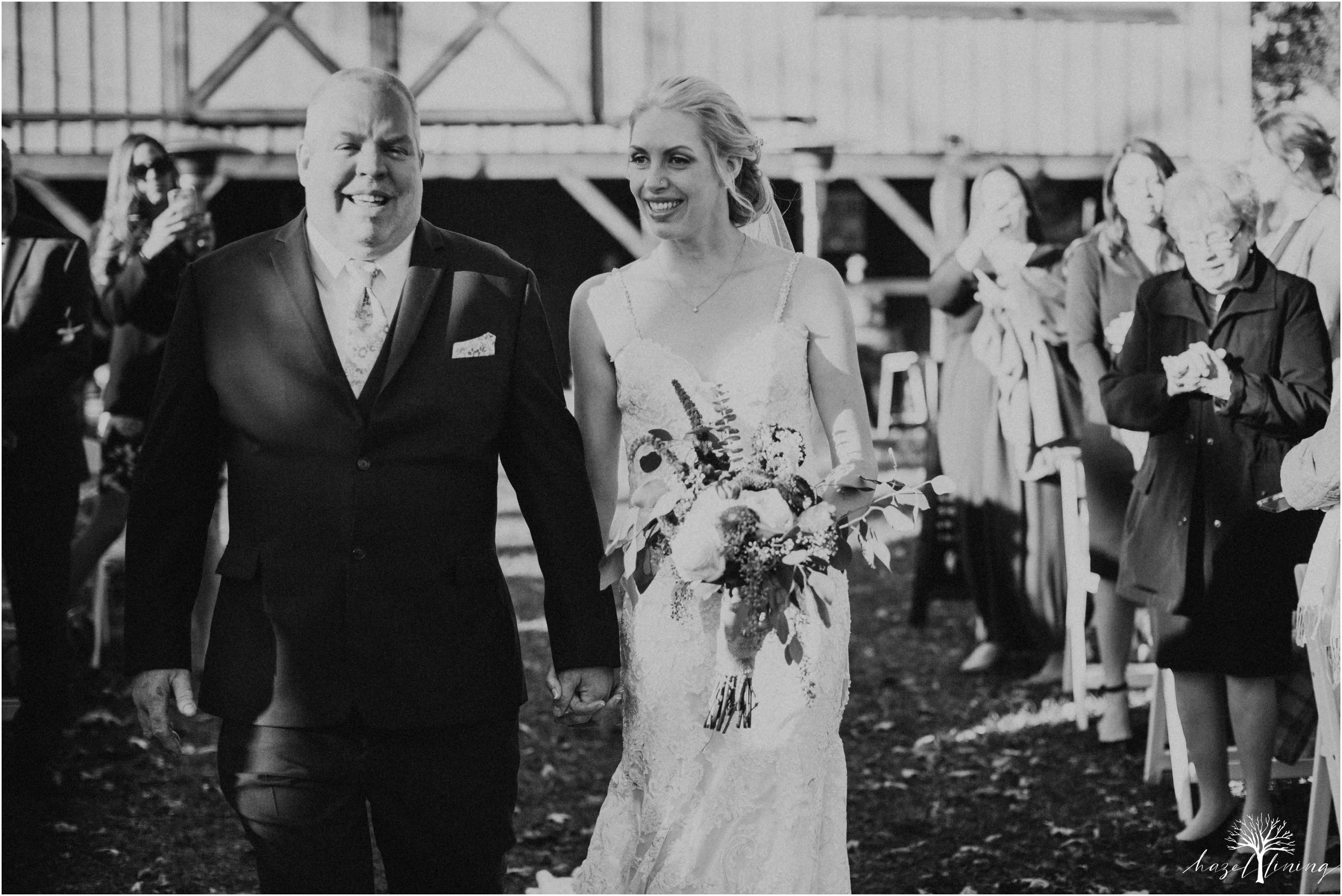 briana-krans-greg-johnston-farm-bakery-and-events-fall-wedding_0089.jpg