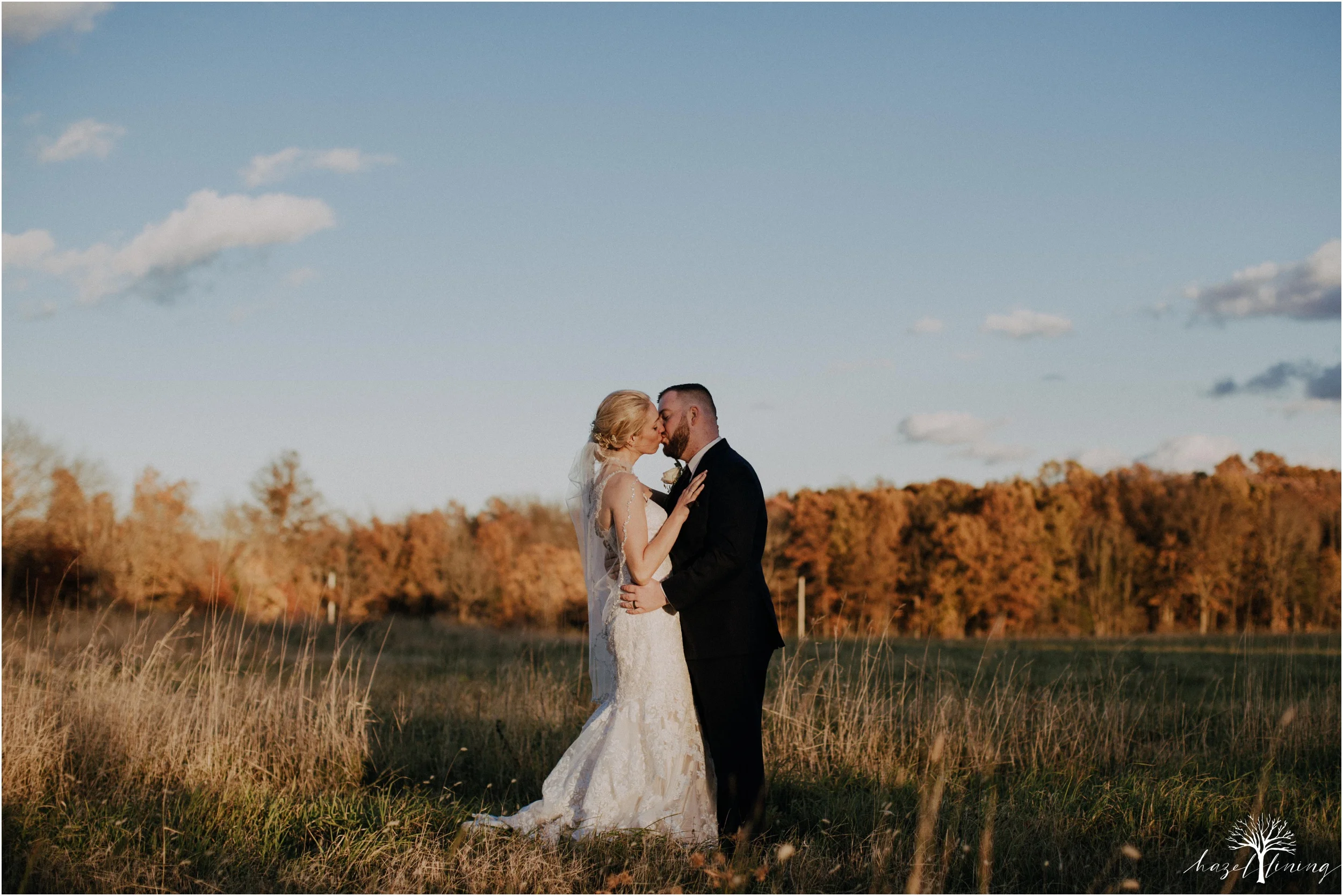 briana-krans-greg-johnston-farm-bakery-and-events-fall-wedding_0126.jpg