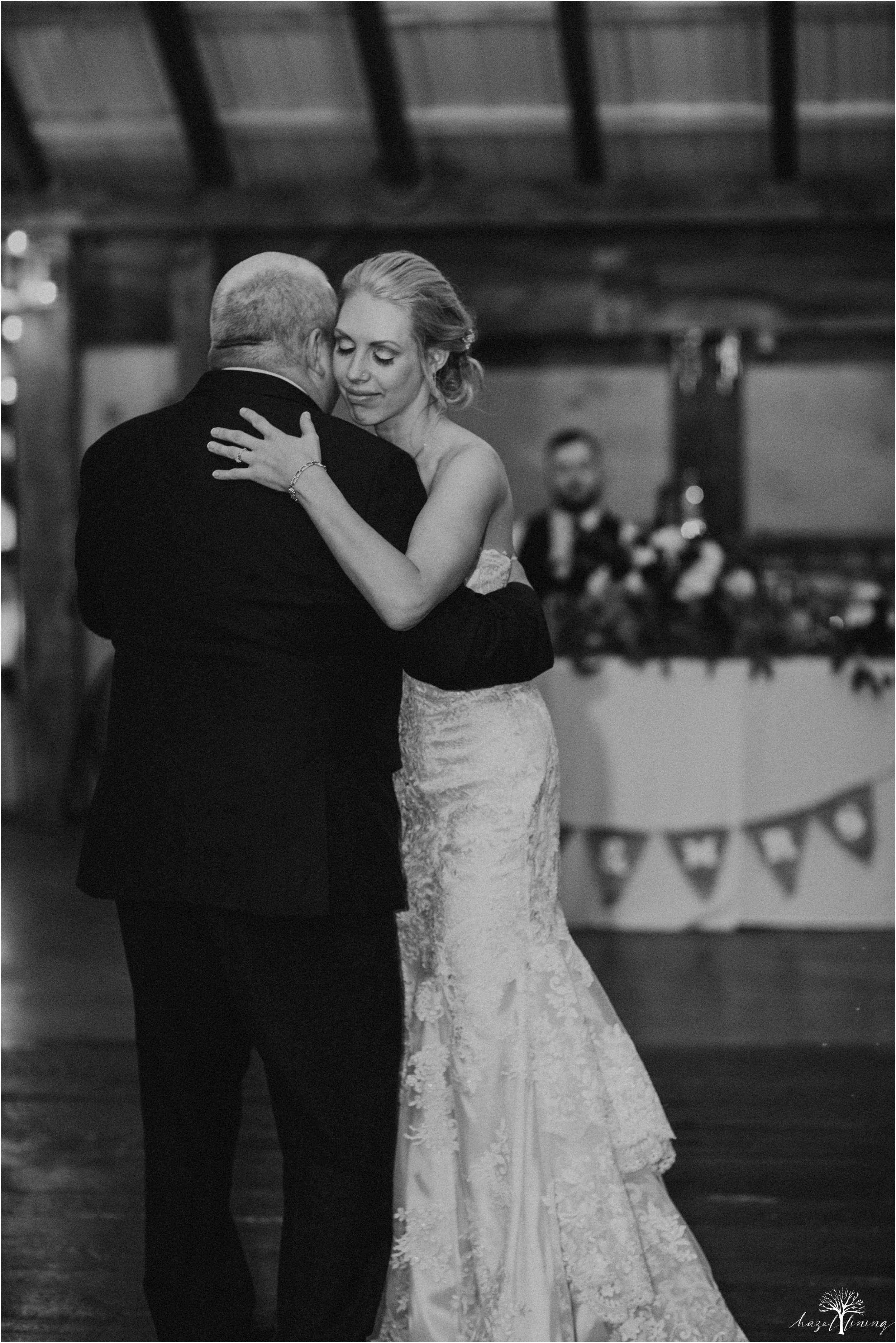 briana-krans-greg-johnston-farm-bakery-and-events-fall-wedding_0160.jpg