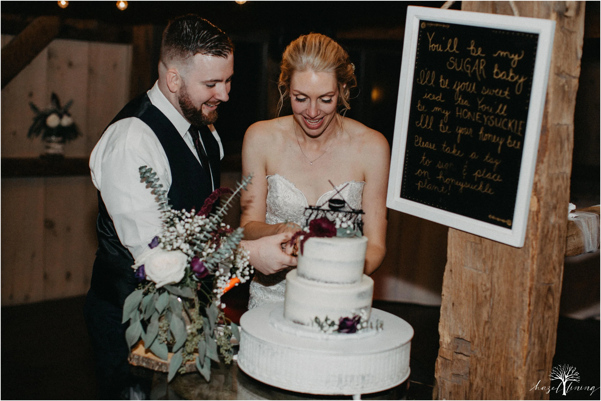 briana-krans-greg-johnston-farm-bakery-and-events-fall-wedding_0167.jpg
