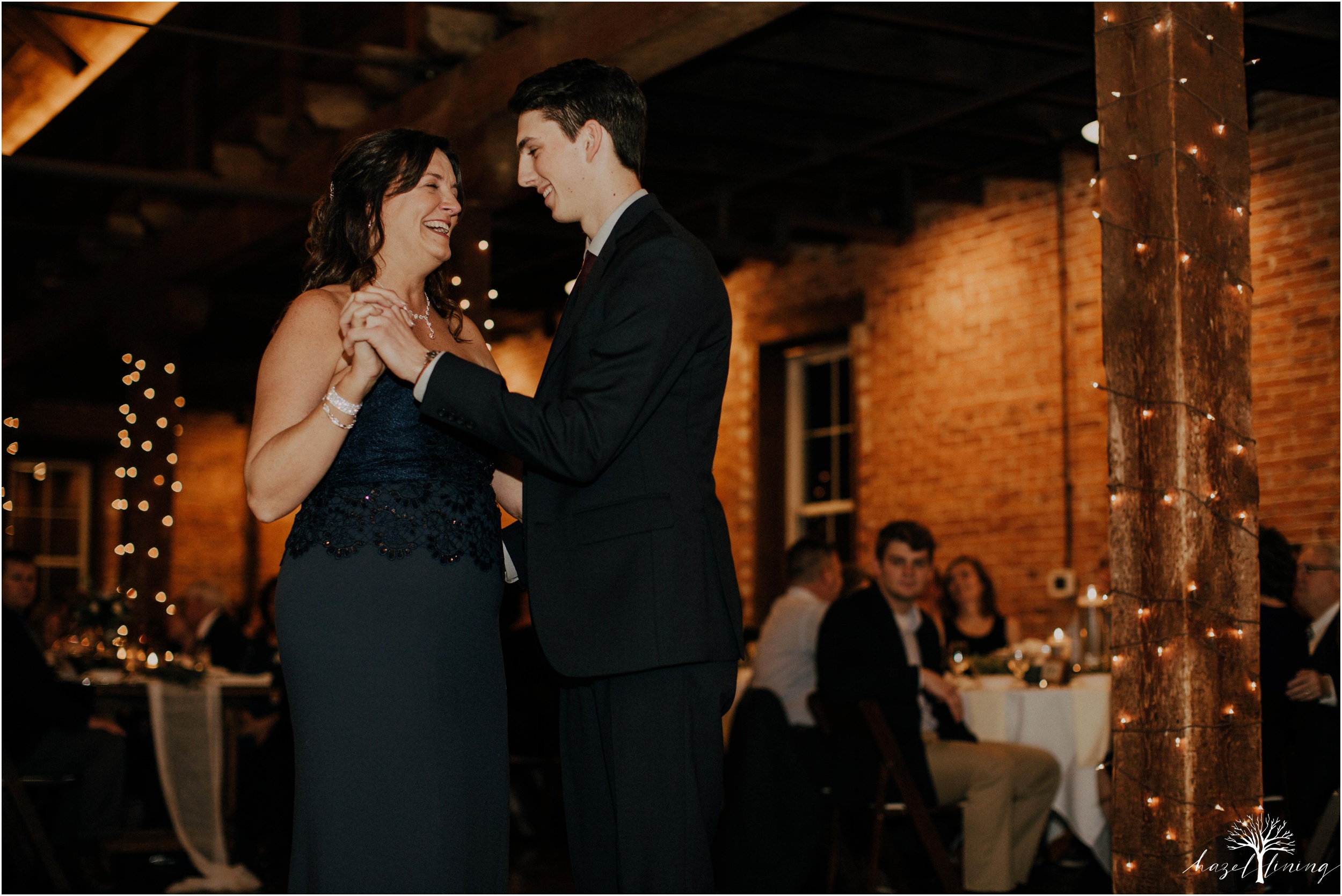 emma-matt-gehringer-the-booking-house-lancaster-manhiem-pennsylvania-winter-wedding_0156.jpg