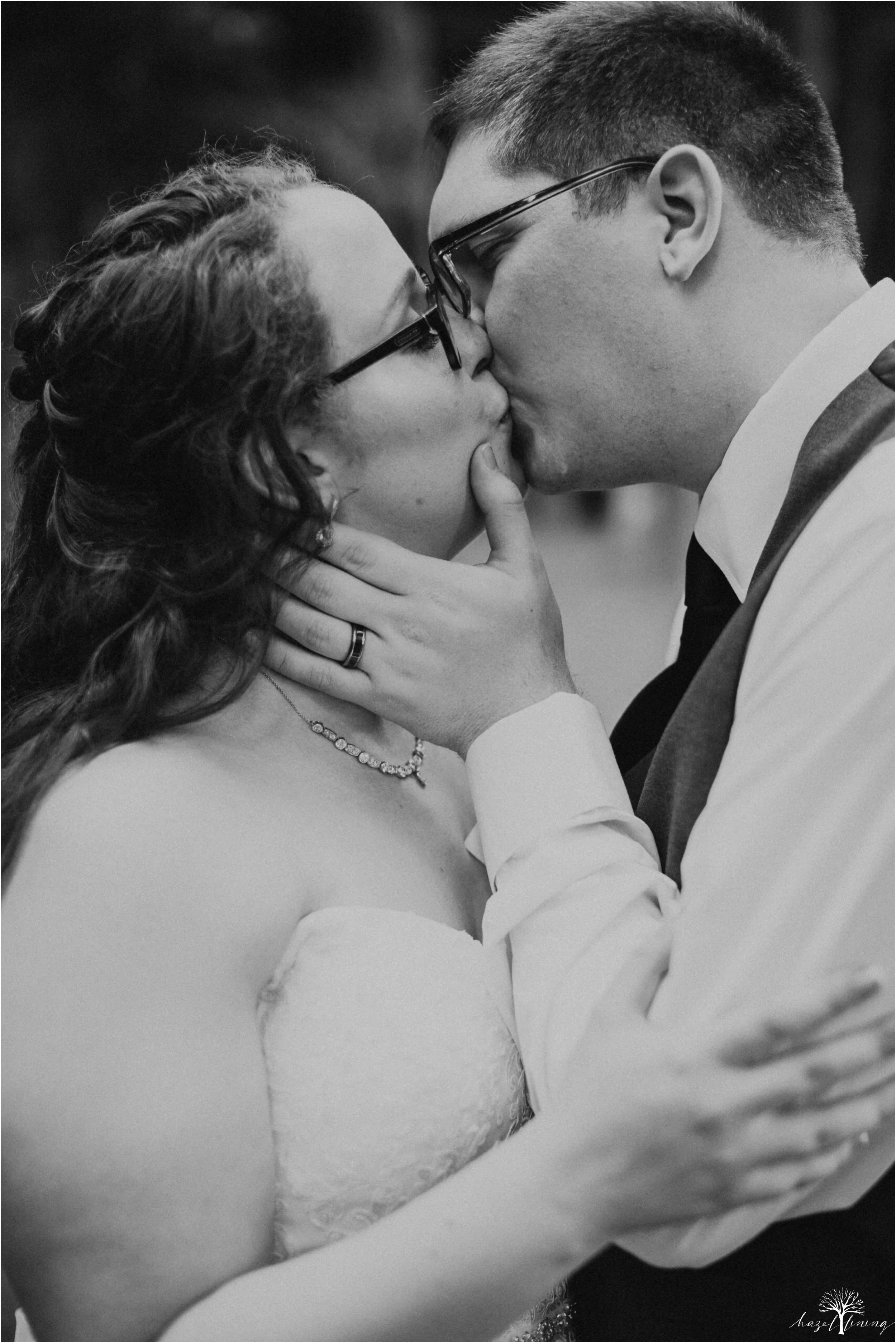laura-zach-mccaskill-harmony-hall-lebanon-valley-college-summer-wedding-hazel-lining-photography-destination-elopement-wedding-engagement-photography_0143.jpg