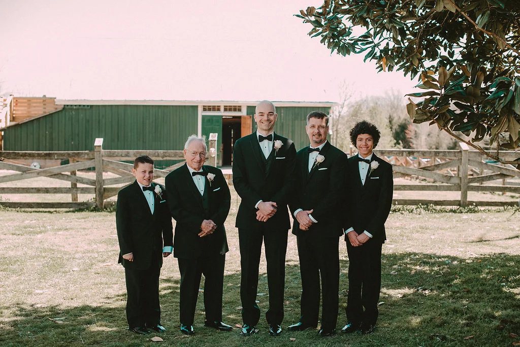 Glasgow Farm Wedding Photos Fredericksburg, VA Photographer Amanda & Rafal Loudoun County