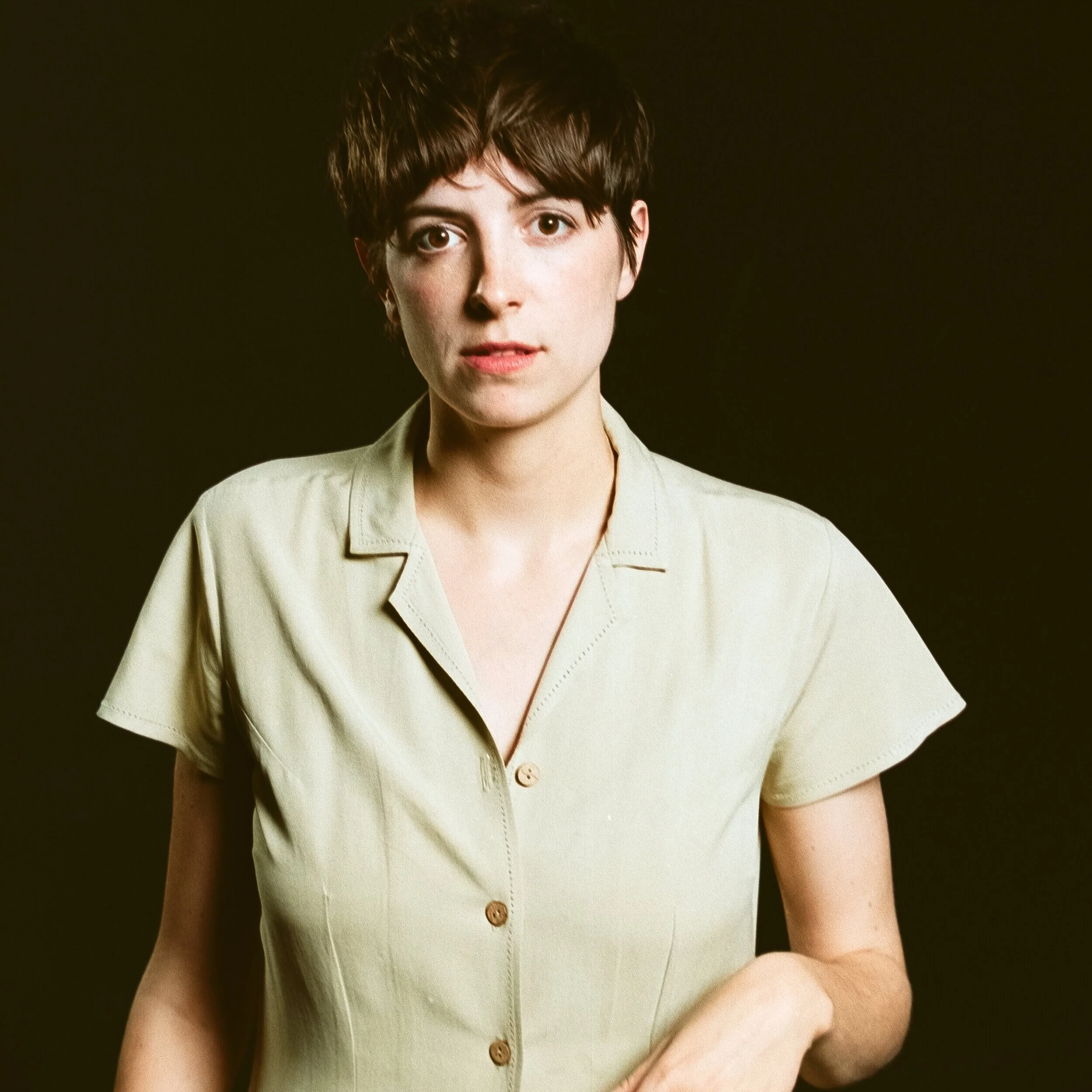 Fran Shares "Desert Wanderer" Video, On Tour This Spring! 