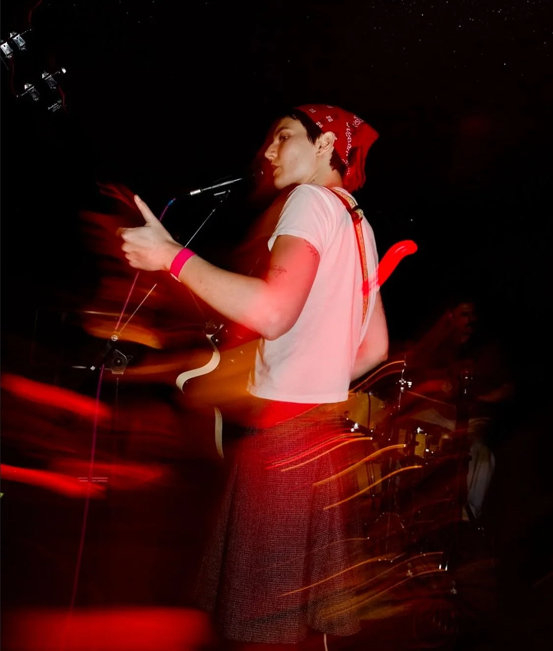 @womborocks tour going great ! London tonight, @pitchforkparis tomorrow, Europe after that ✅

Nov. 7 - London, UK @ Oslo
Nov. 8 - Paris, FR @ Pitchfork Music Festival - Supersonic
Nov. 11 - Rotterdam, NL @ Rotown
Nov. 12 - Hamburg, DE@ Aalhaus
Nov. 1