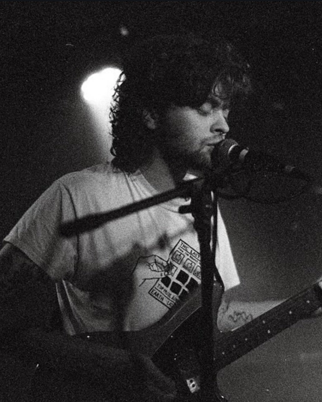 bil &amp; elliot @lotsofhands have 3 headline shows on the way to @treefortfest starting March 23rd &amp; your presence is requested + a couple more left w/ @lillielala_music ++ more w/ @thehuddog in a couple months. all the shows ⤵️

Sun. Mar. 15 - 