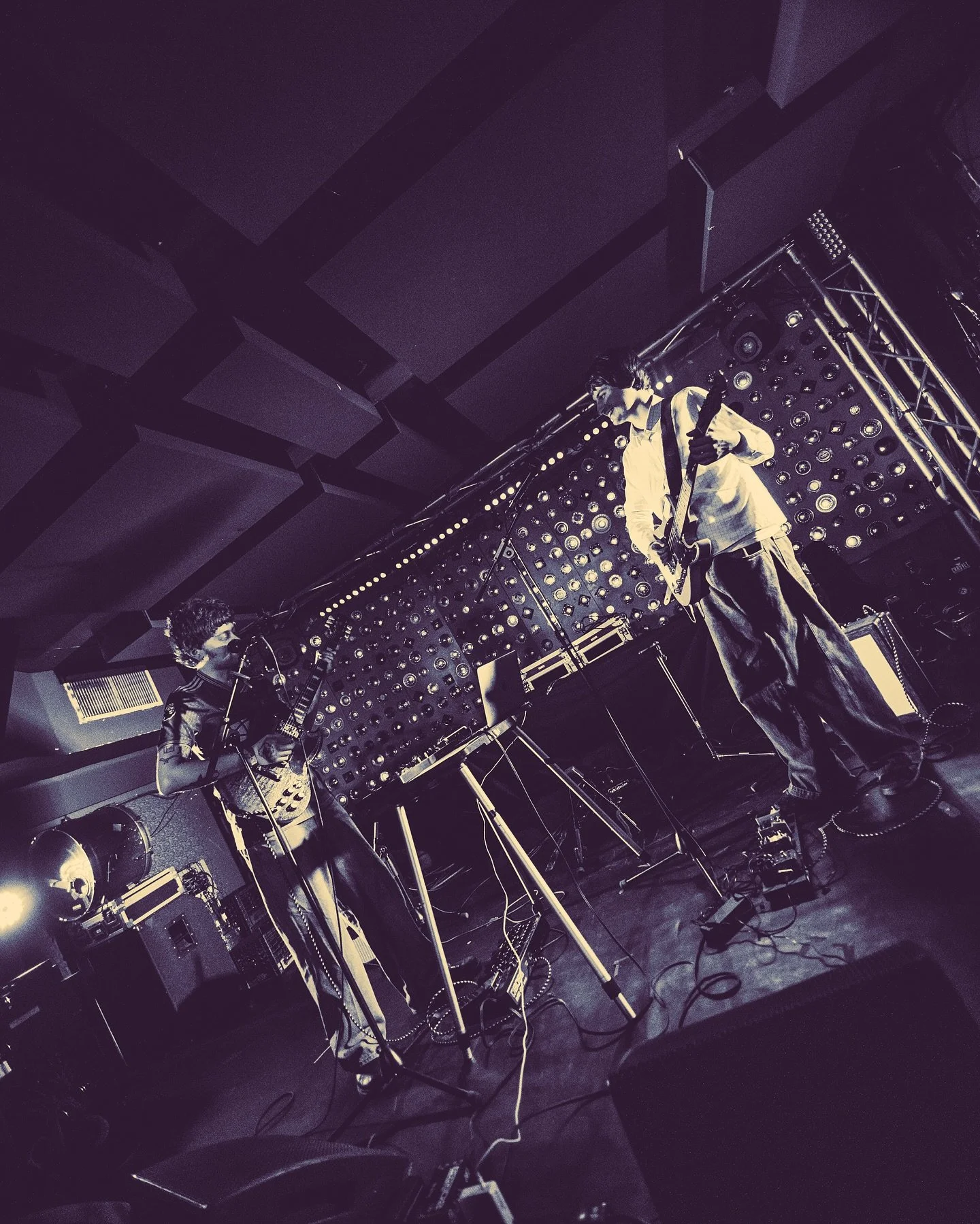 @lotsofhands earlier this month at @babysallright by @averyddavis 📸💥