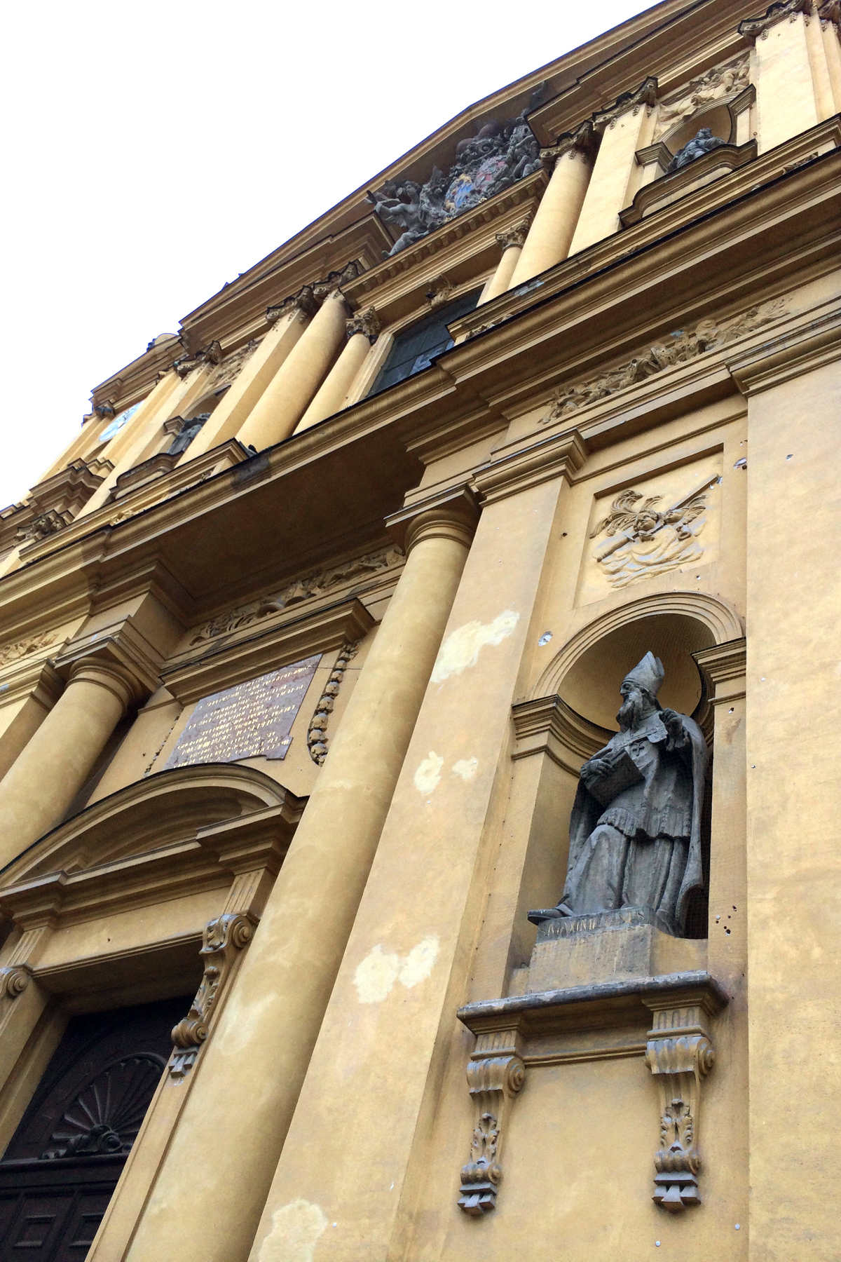 This church is even more yellow than this picture makes it look.