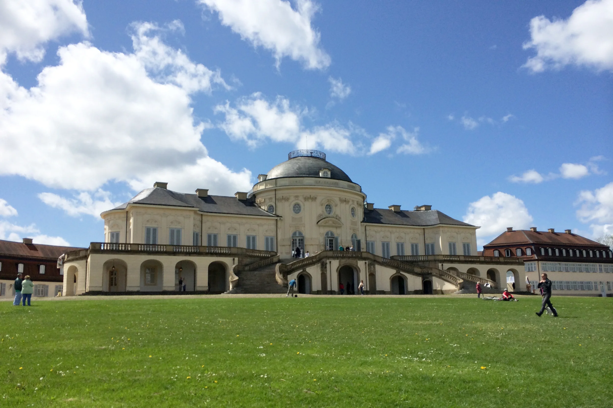 Last Sunday, I got to visit Schloss Solitude with my friends the Eskelsens. It was such a beautiful afternoon!