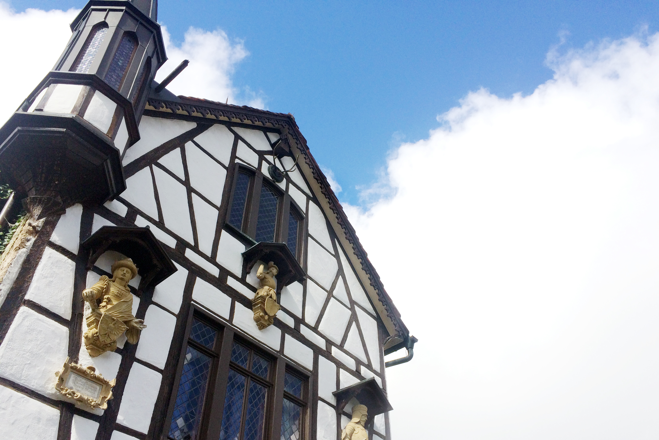 There were some other cool historic-looking buildings near the castle...