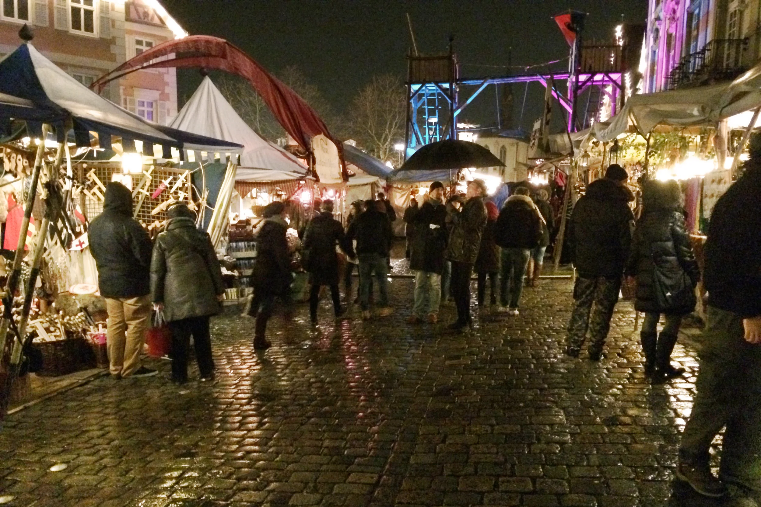 I don't really know what those wooden structures were for, but they looked cool!