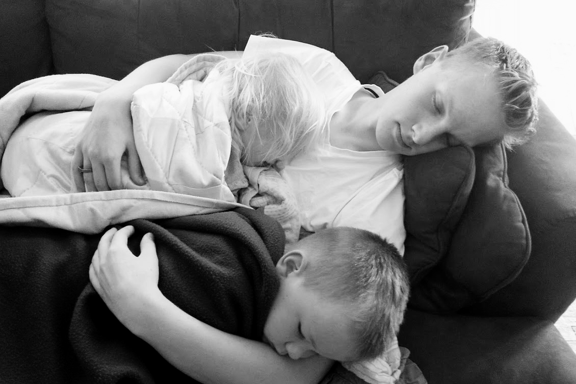 This is my brother George with my niece and nephew. They are dreaming... infinitely.