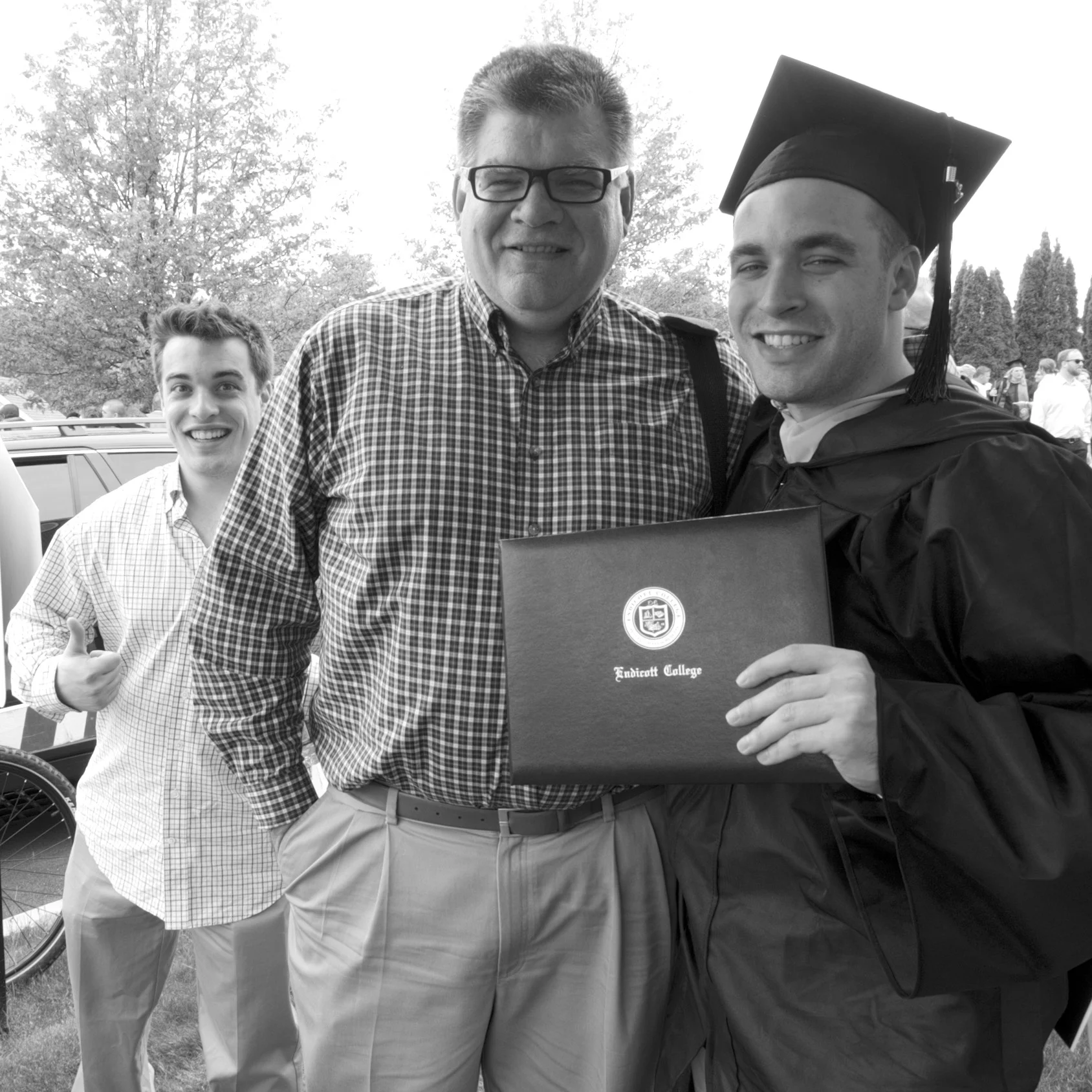 zach_graduation_P5210128.jpg