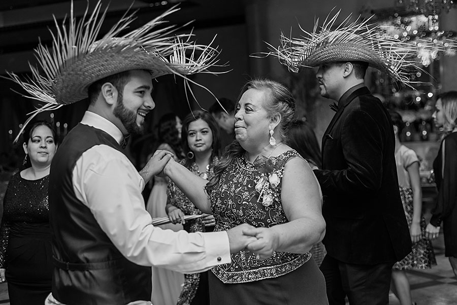 2014 © Marisol Izaguirre