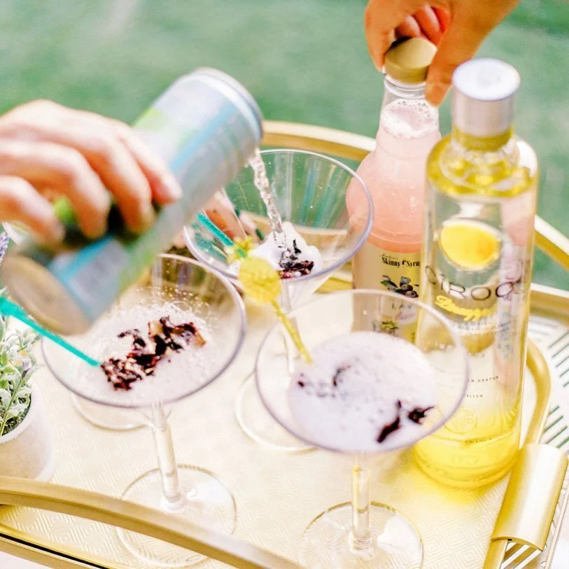 It&rsquo;s summer time! Have a cold beverage and enjoy. In Texas, it&rsquo;s pool time. How are you keeping refreshed during summer weddings? 

#easttexasphotographer #easttexasweddings #kilgoretx #kilgoretxphotographer #tylertx #tylertxphotographer 