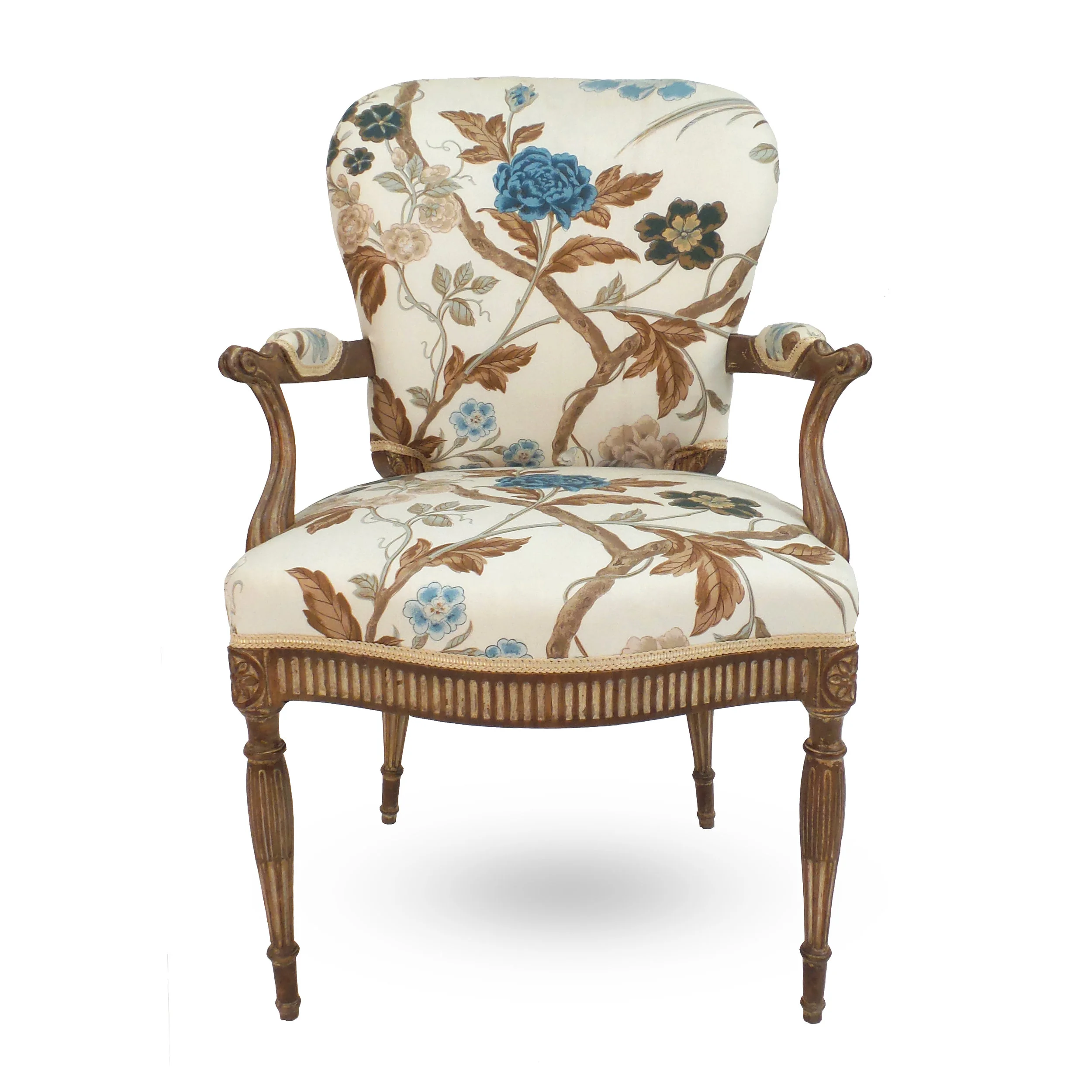 R639-Armchair-Reeded-Rail-