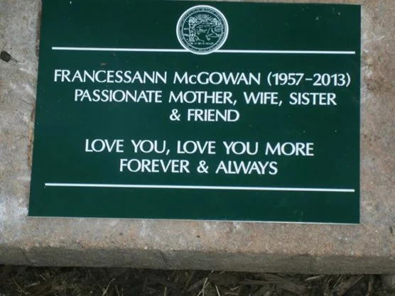 Mom Plaque.jpg