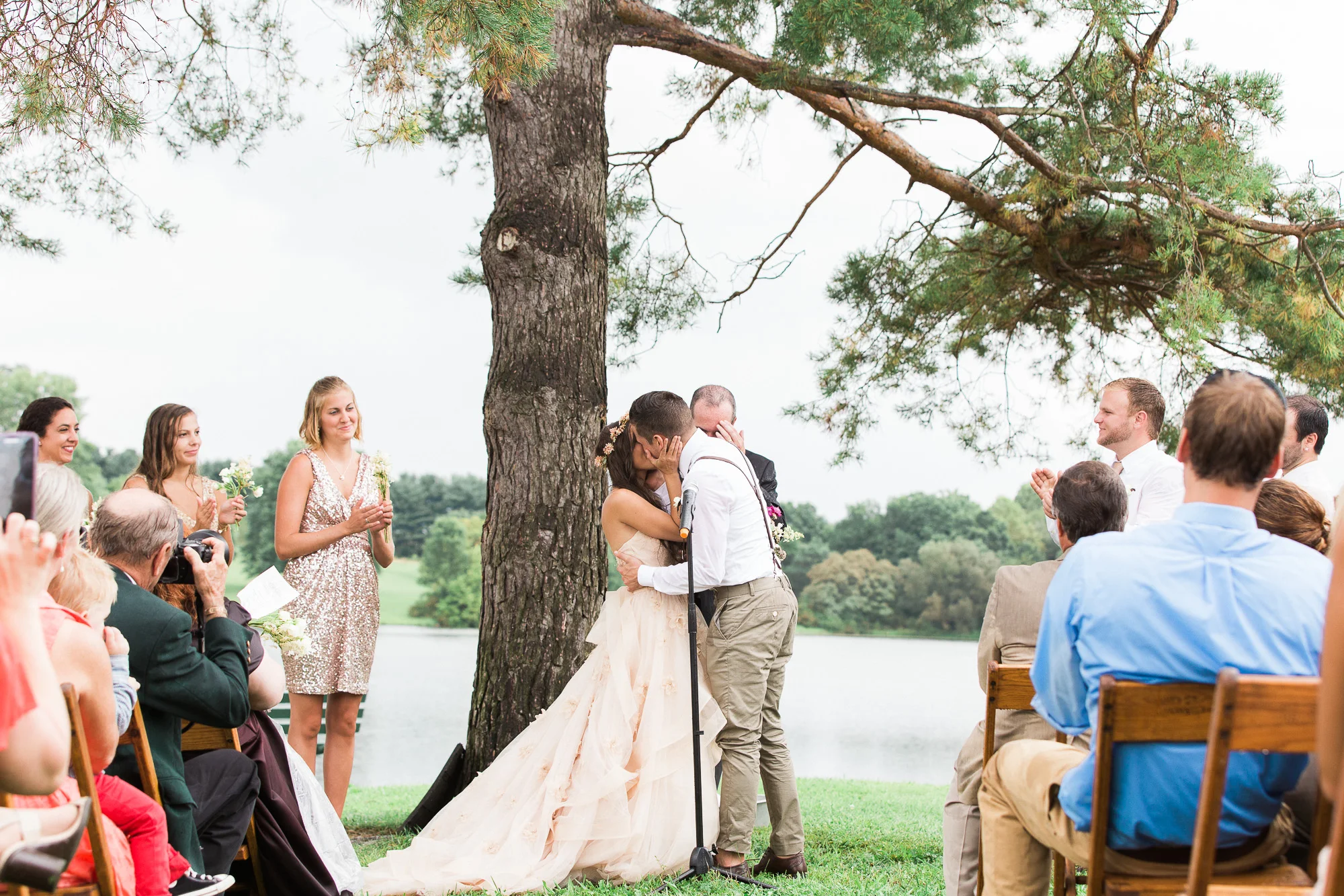 outdoor-pittsburgh-wedding-photographer.jpg