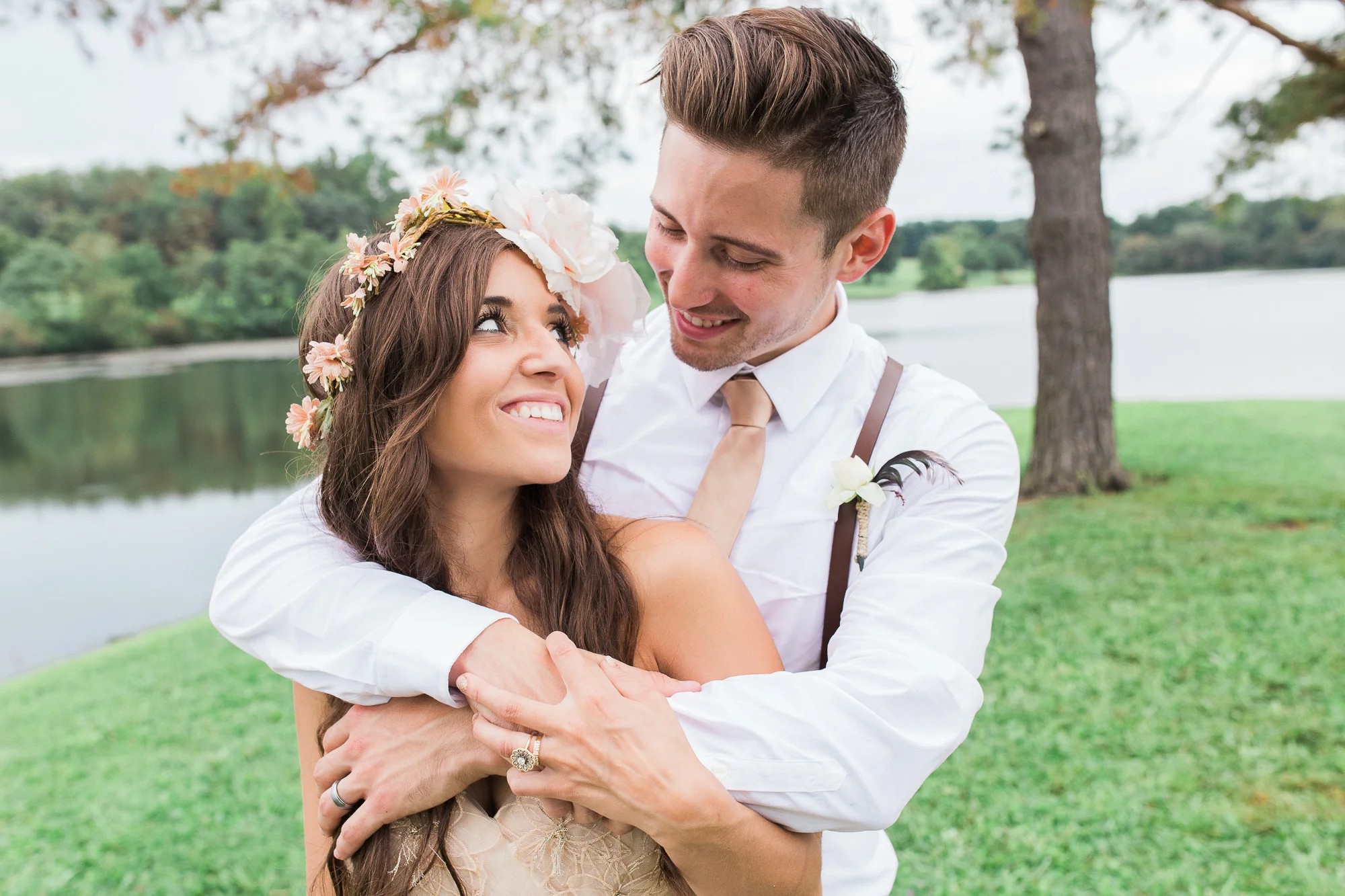 outdoor-pittsburgh-wedding-photographer.jpg