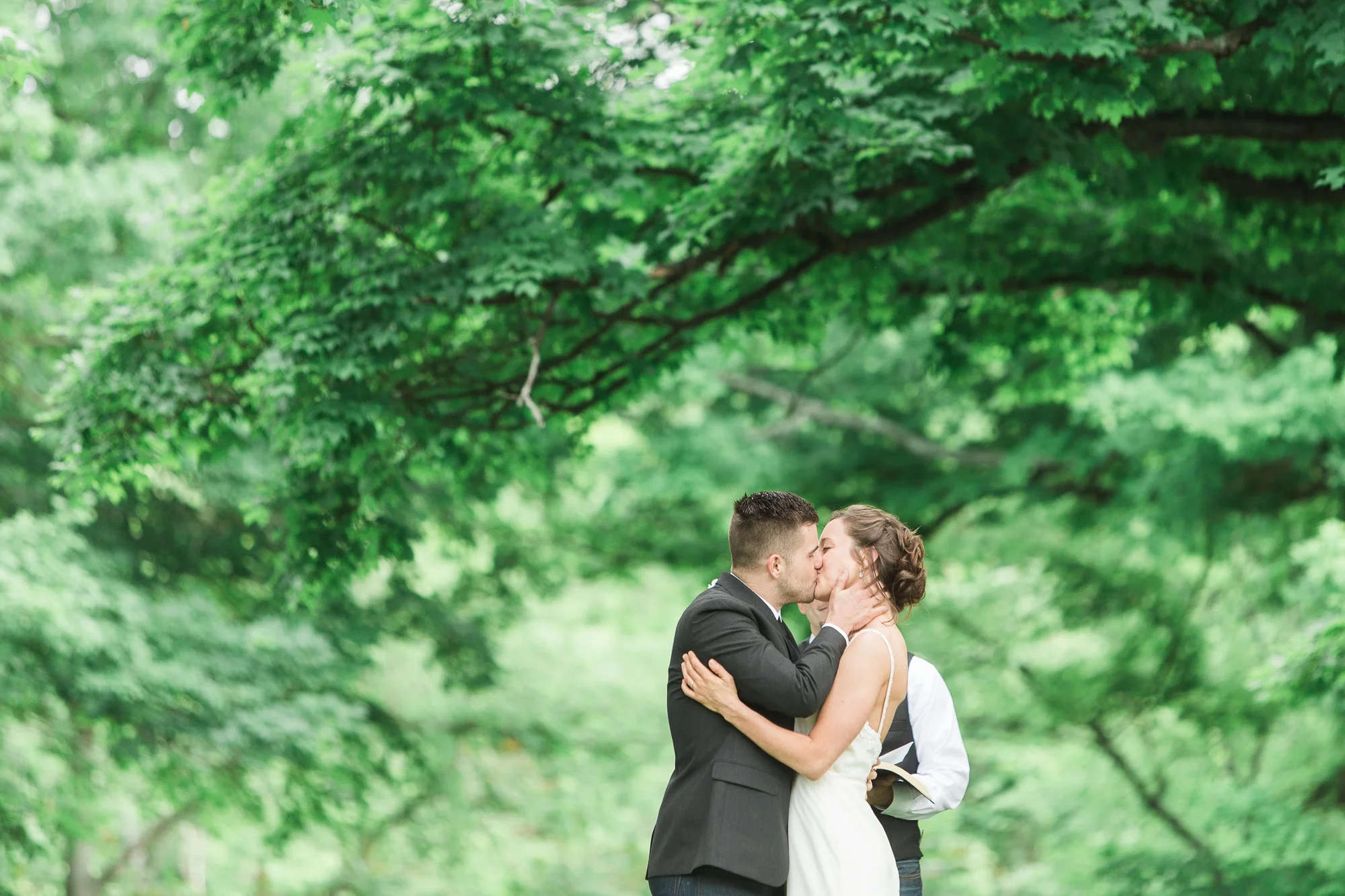 outdoor-cincinnati-wedding-photographer.jpg