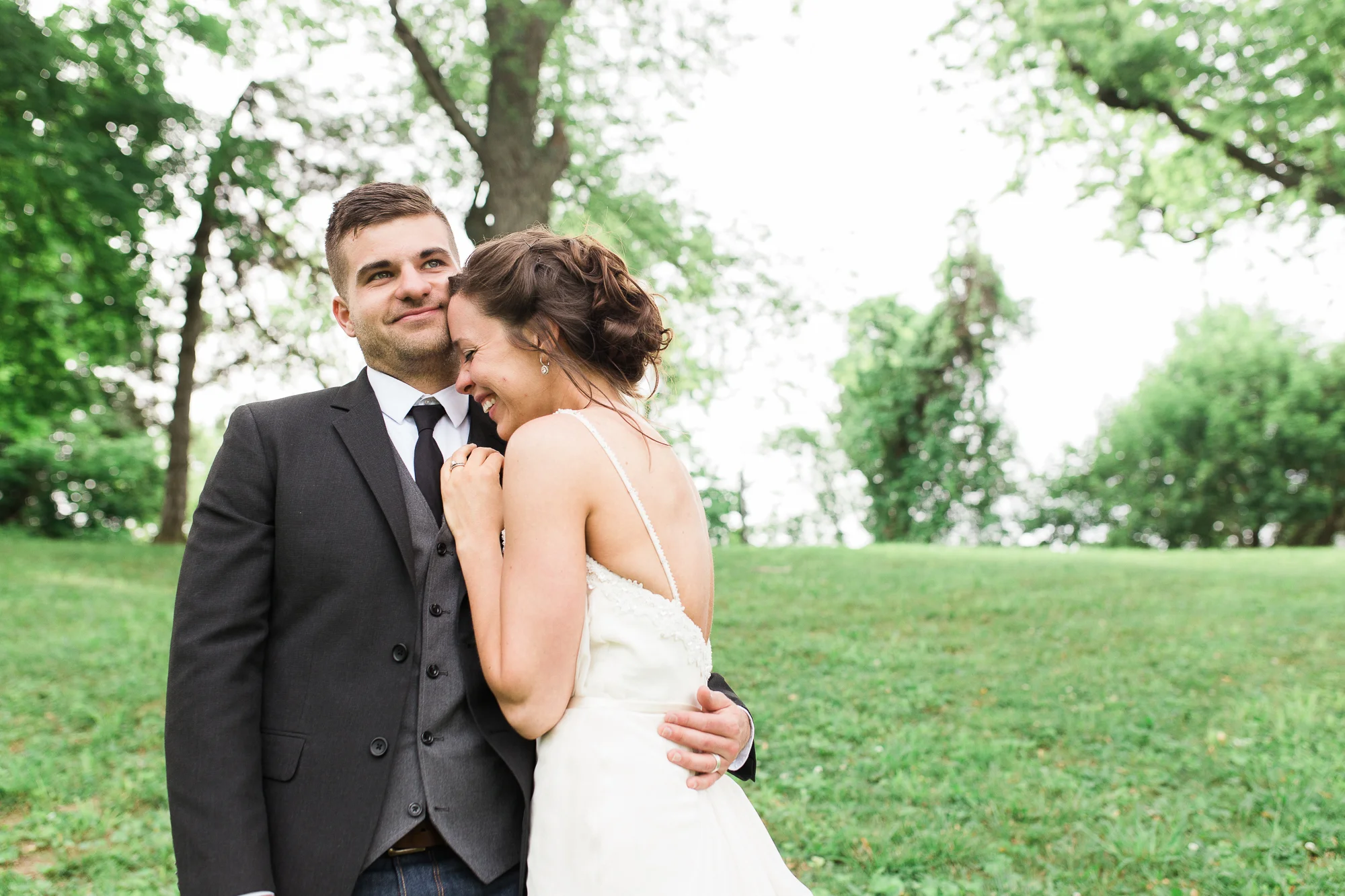 outdoor-cincinnati-wedding-photographer.jpg