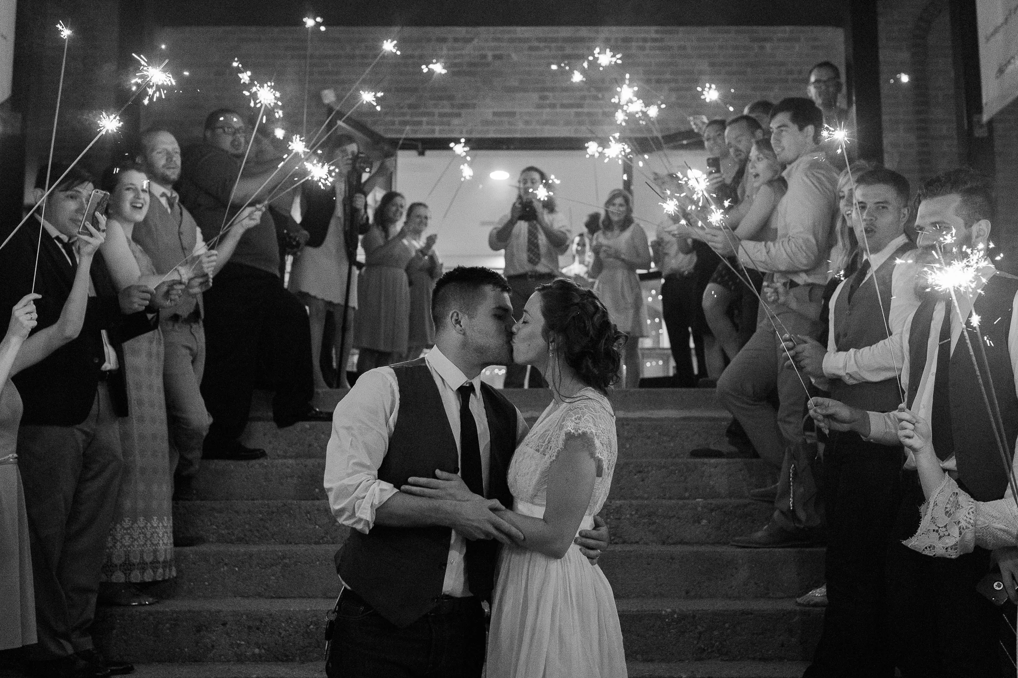 outdoor-cincinnati-wedding-photographer.jpg