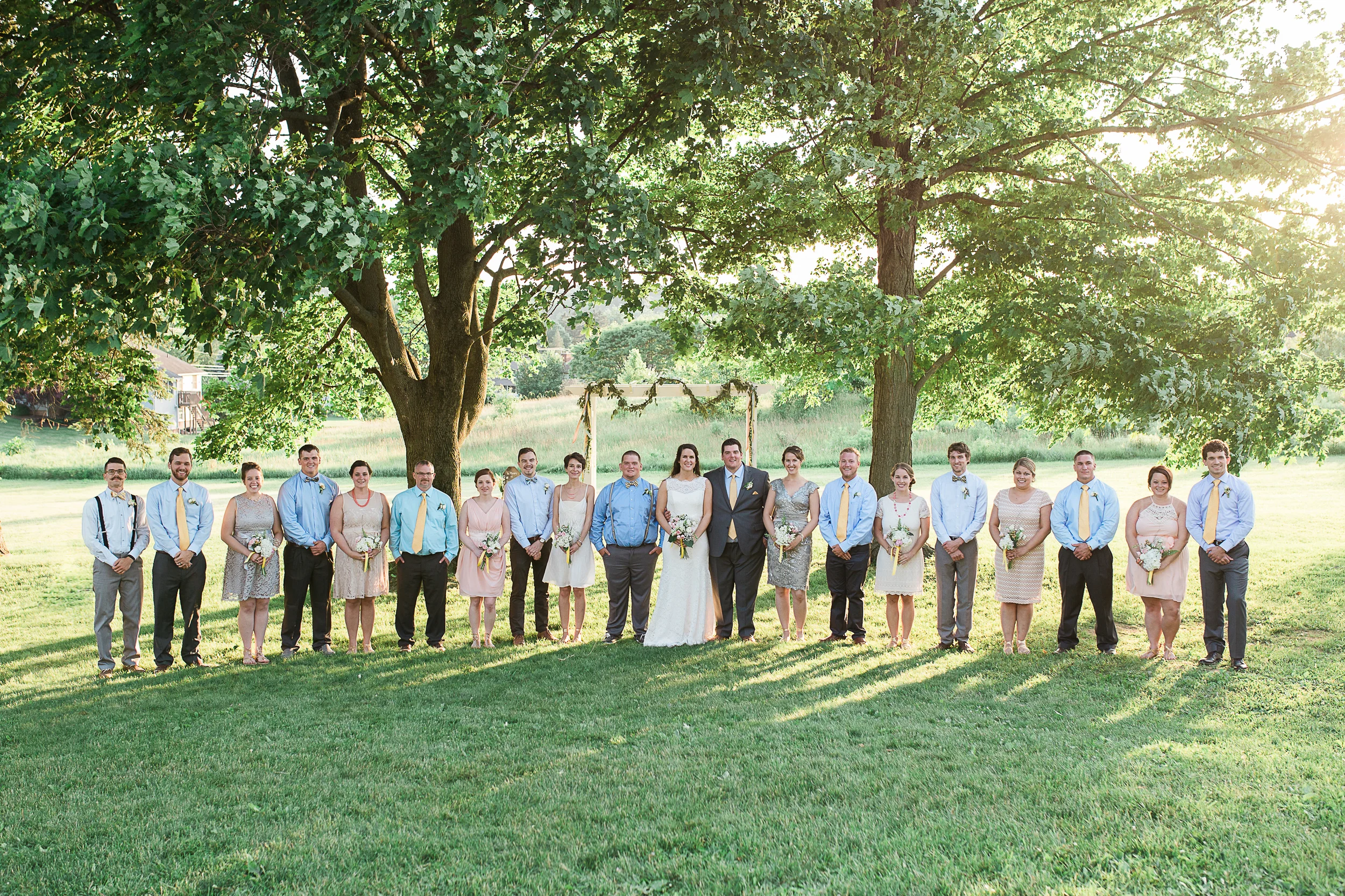 backyard-ohio-wedding-photographer.jpg
