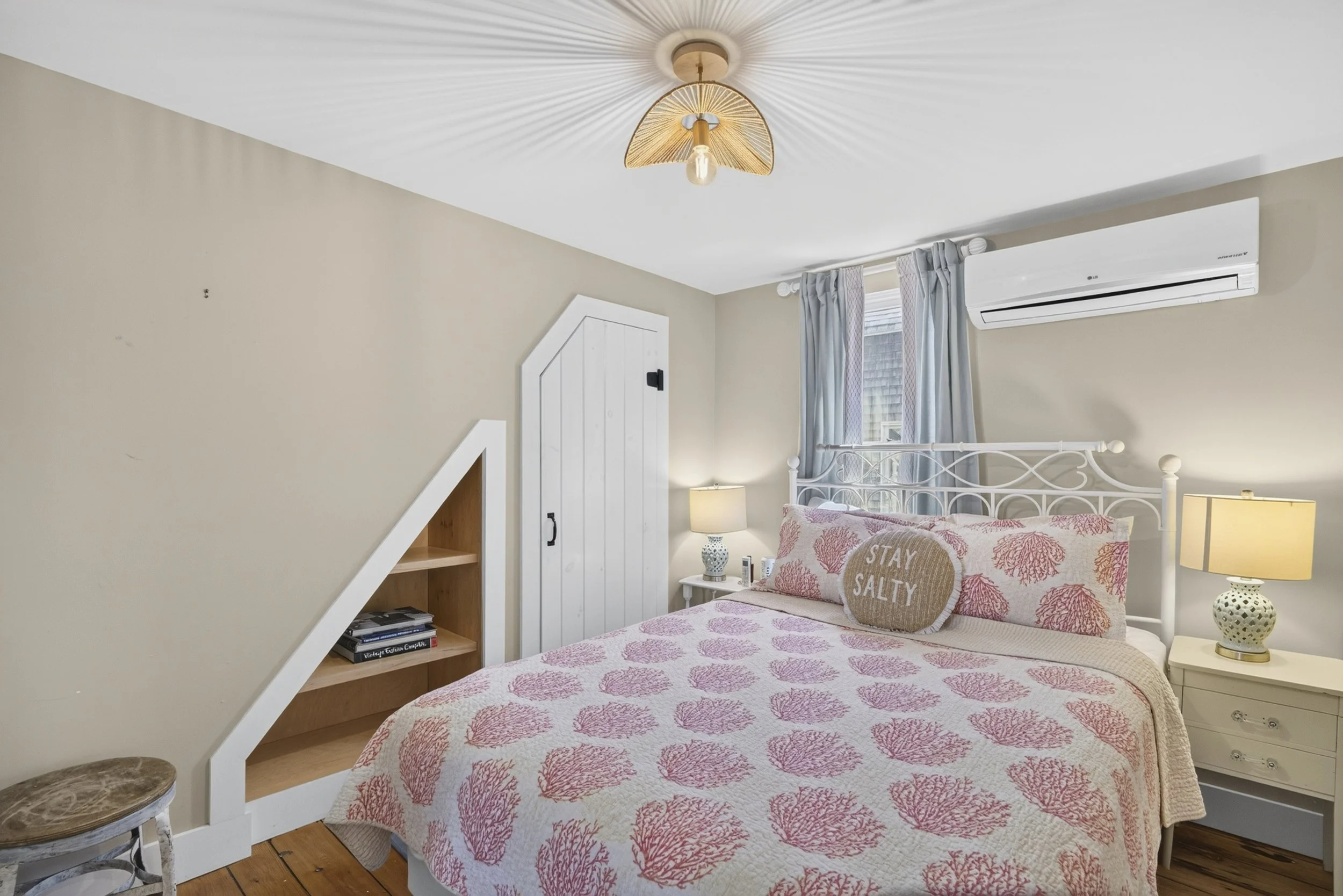 10 Pequot Ave. Oak Bluffs, MA-7.4.2026-48.jpg