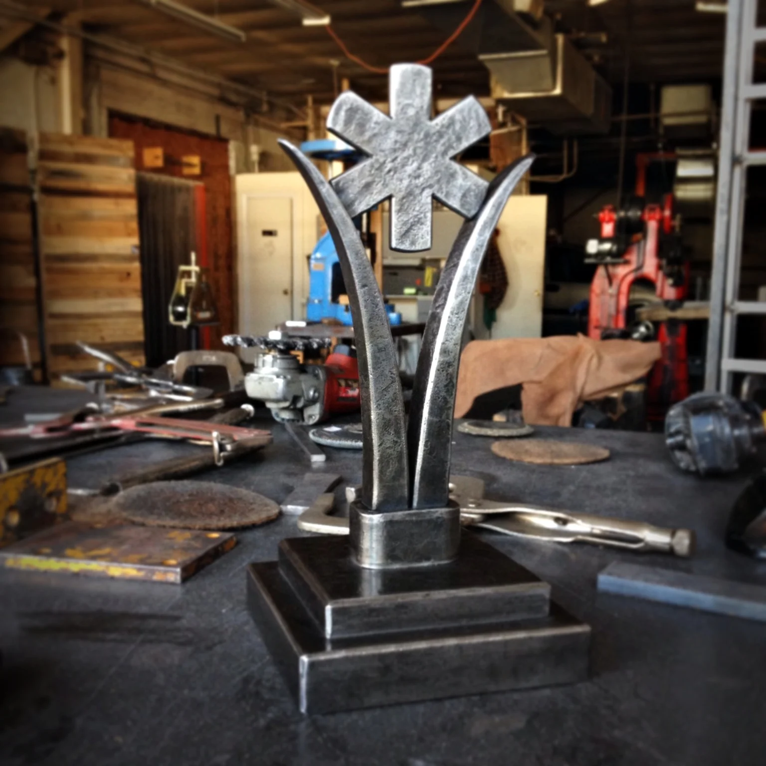 Forged-steel-trophy-PH2013.jpg