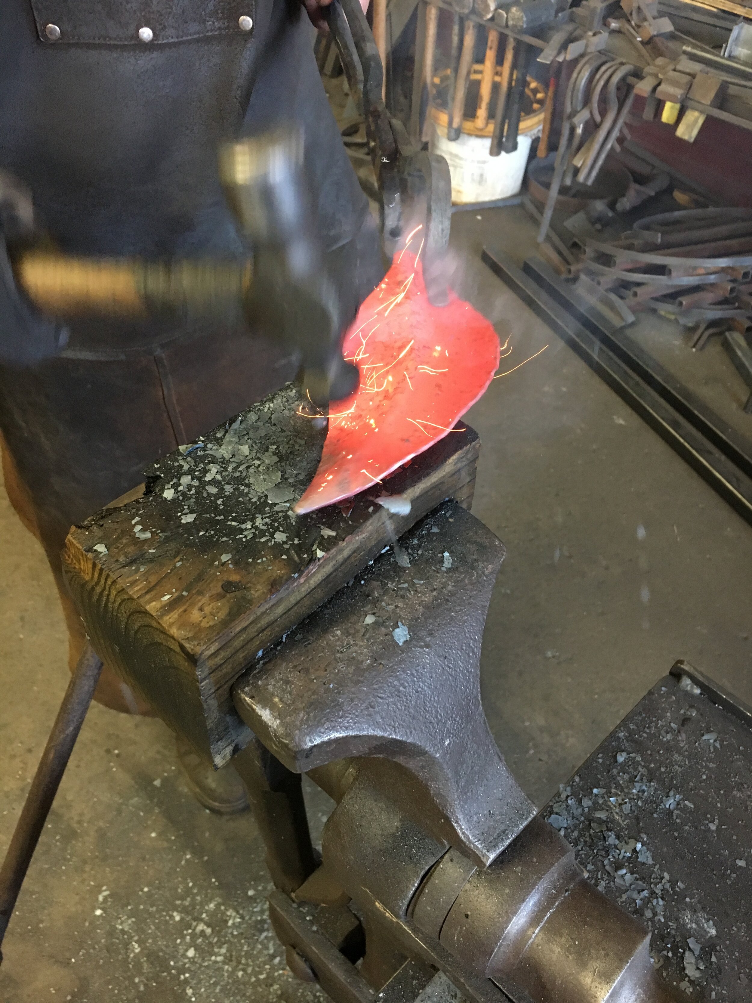 Forging custom tree gate leaves (2)